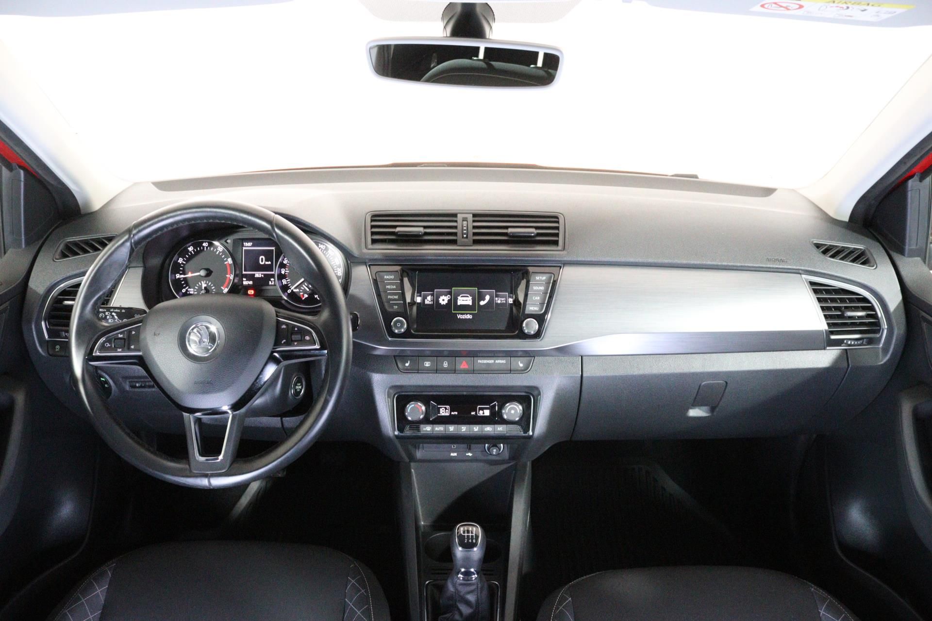Škoda Fabia, COMBI STYLE 1,2 TSI 81 kW - fotka 5
