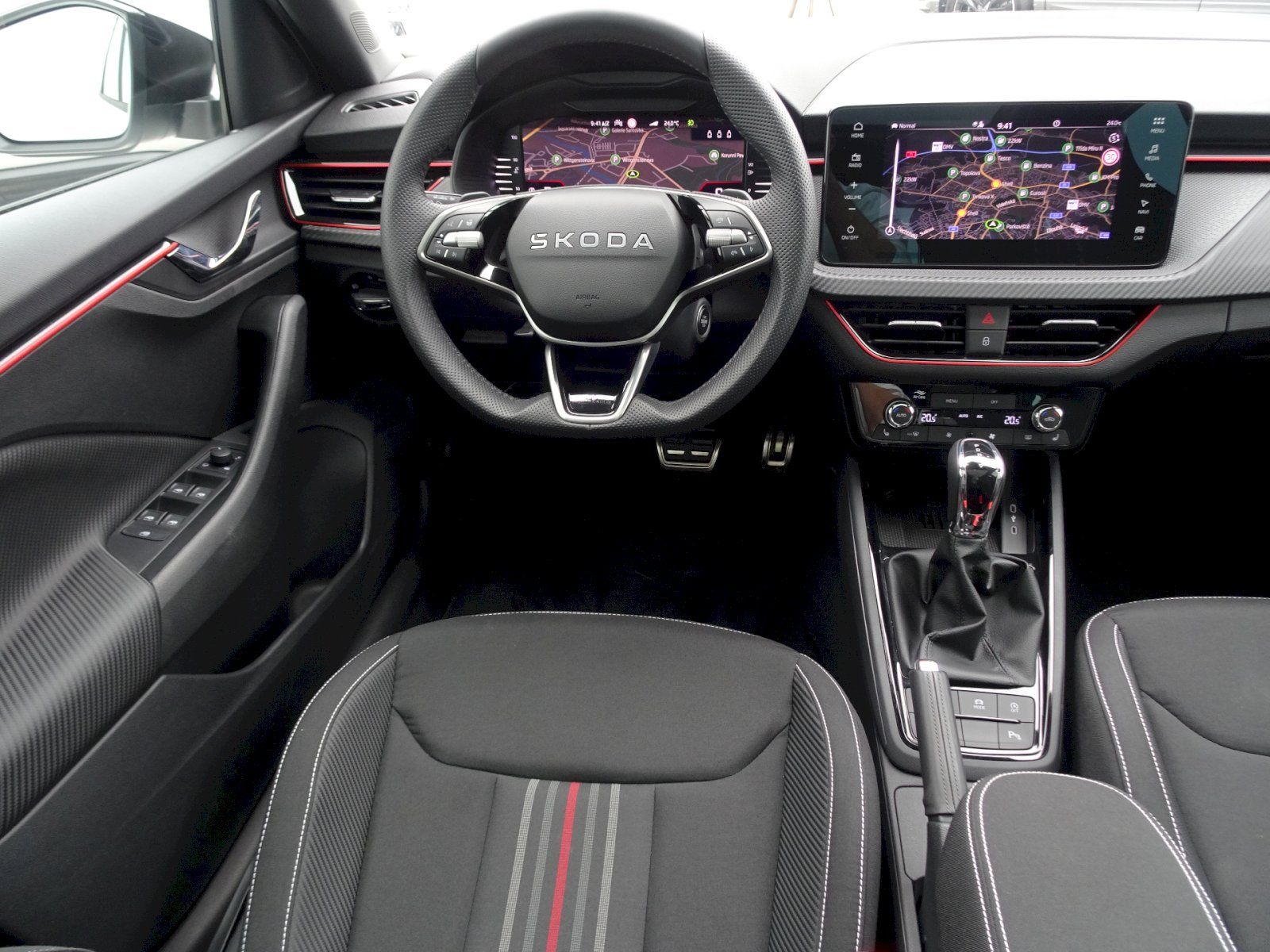 Škoda Scala, 1.0TSI DSG Monte Carlo - fotka 5