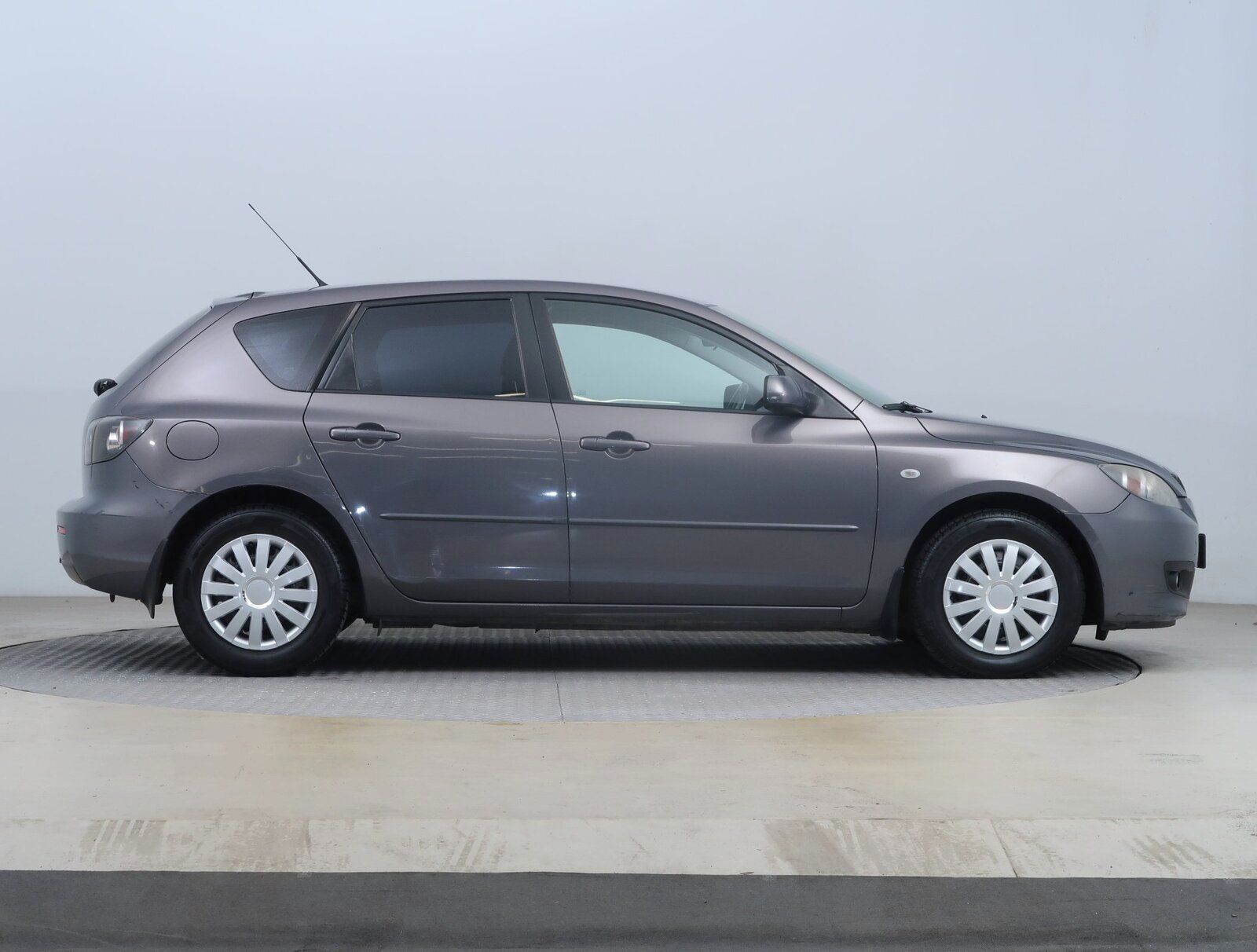 Mazda 3, 1.6 DI Turbo, po STK, Tažné - fotka 6