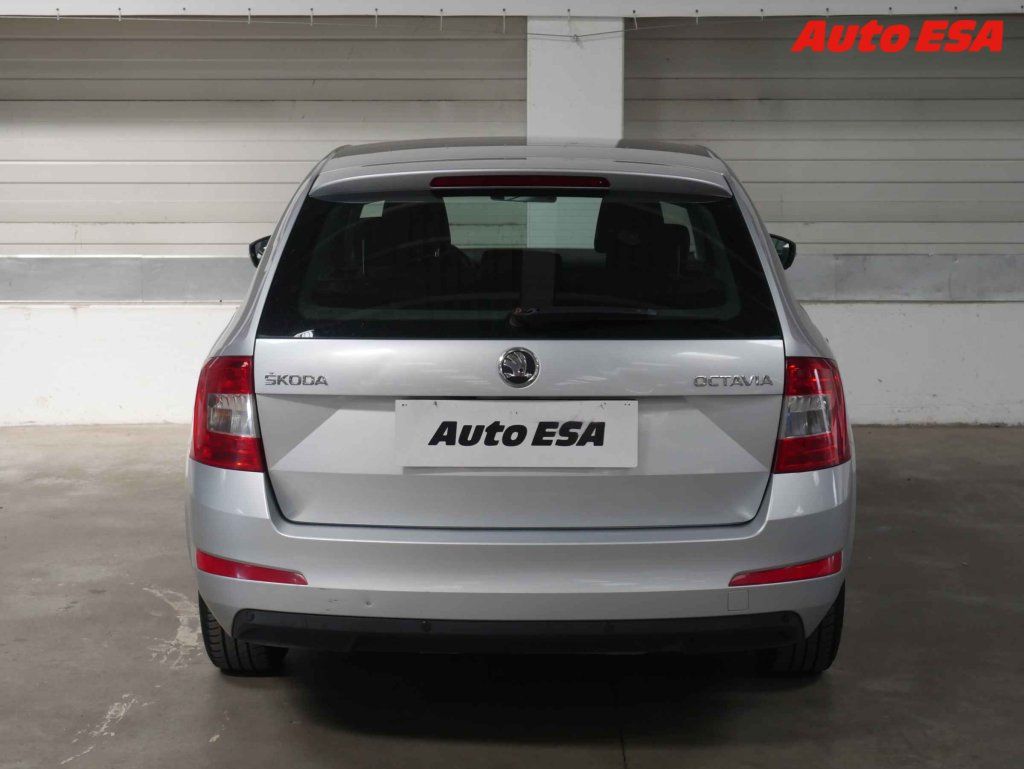 Škoda Octavia, 1.6 TDi - fotka 5