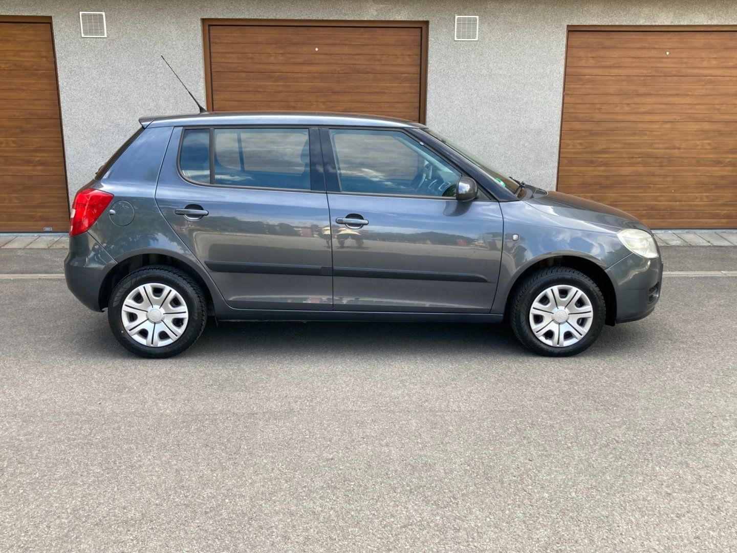 Škoda Fabia, 1,4 16V velmi dobrý stav - fotka 2