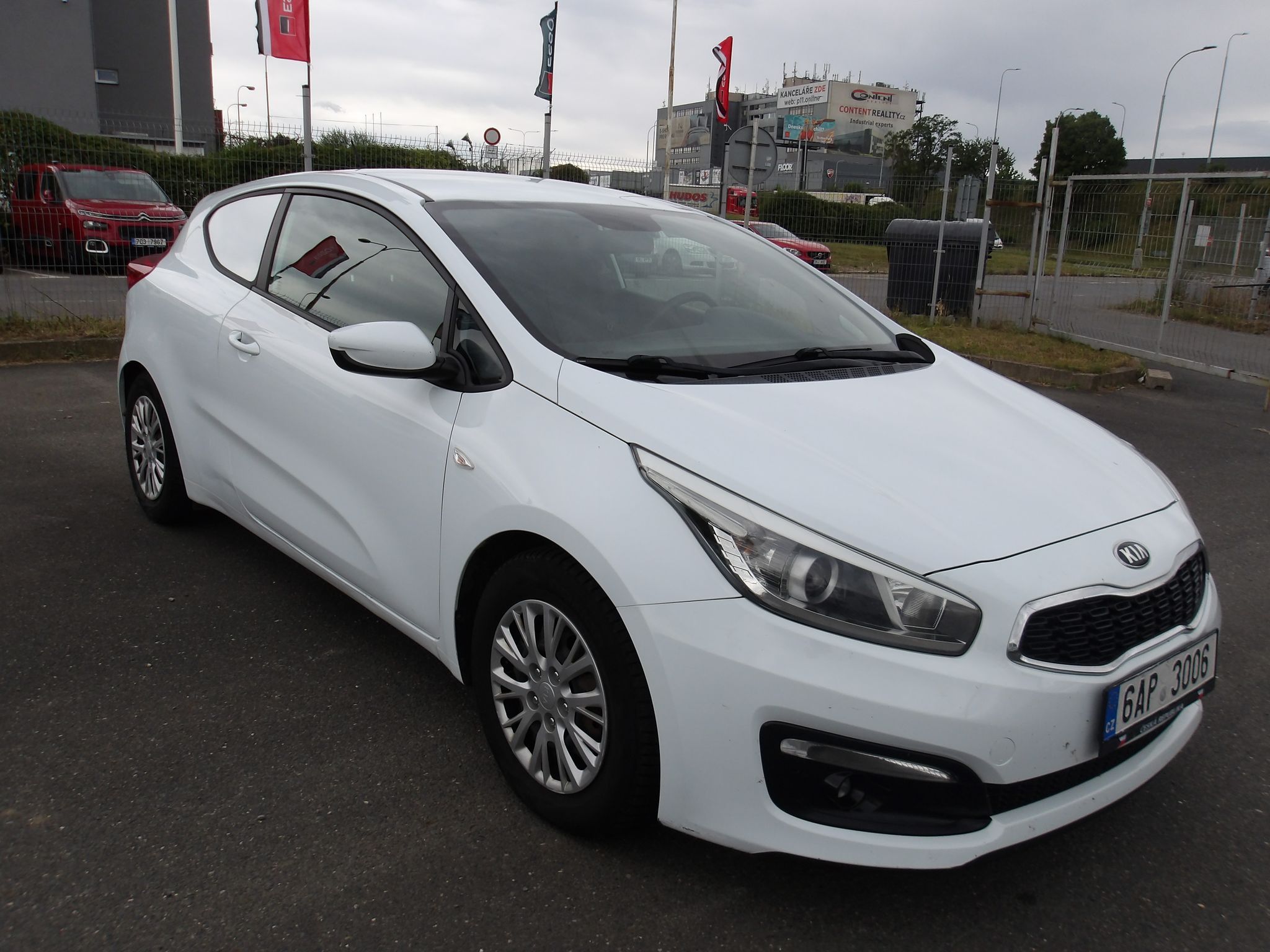 Kia ProCeed, 1,4CRDi 2 MÍSTA (PICK-UP) - fotka 5