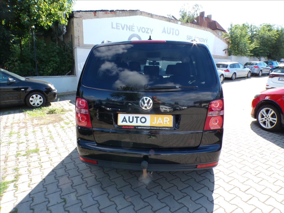 Volkswagen Touran, 1,4 TSI  DSG - fotka 6