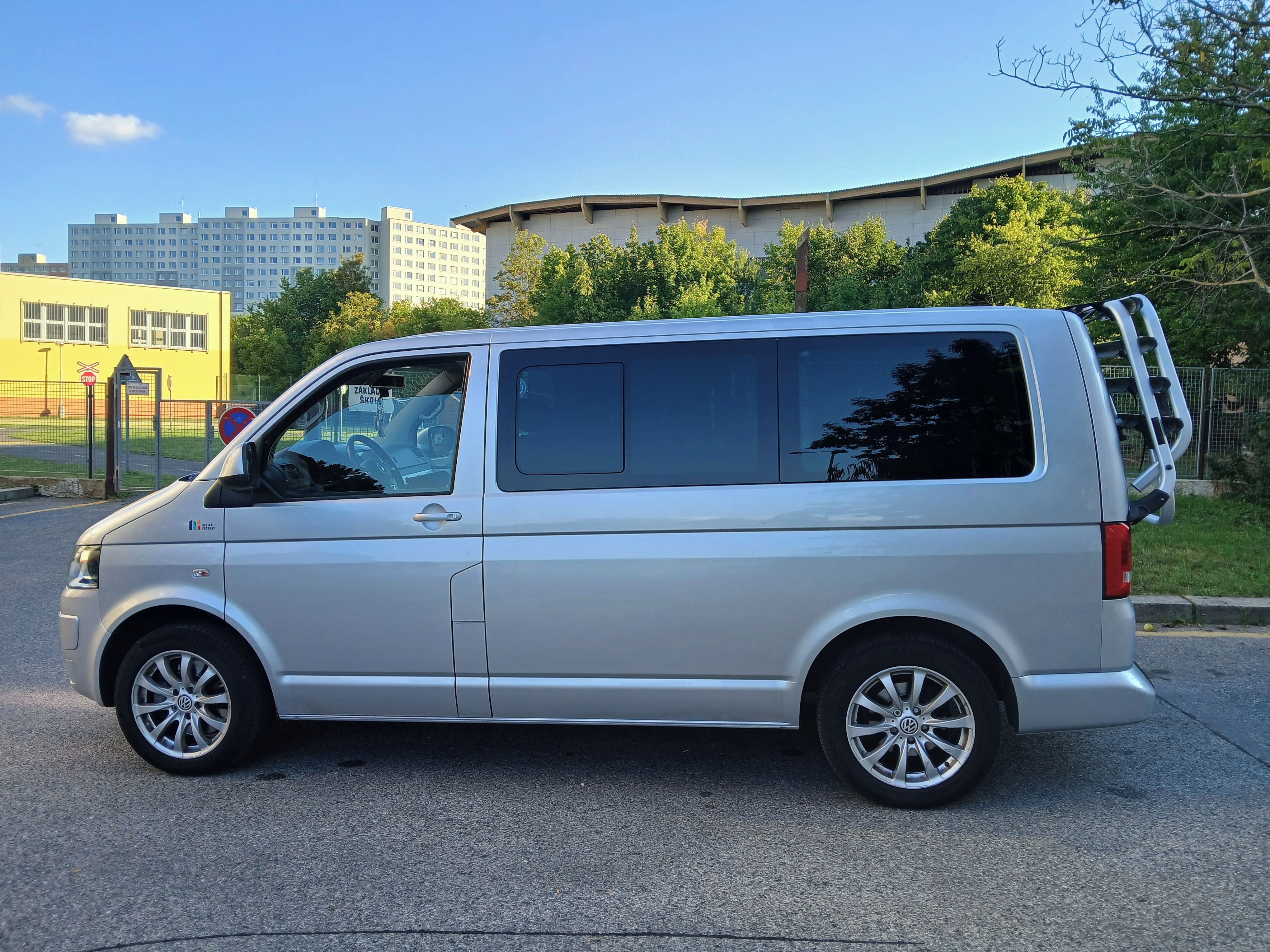 Volkswagen Multivan, 5.1, DSG, 4x4, TOP STAV!!! - fotka 3