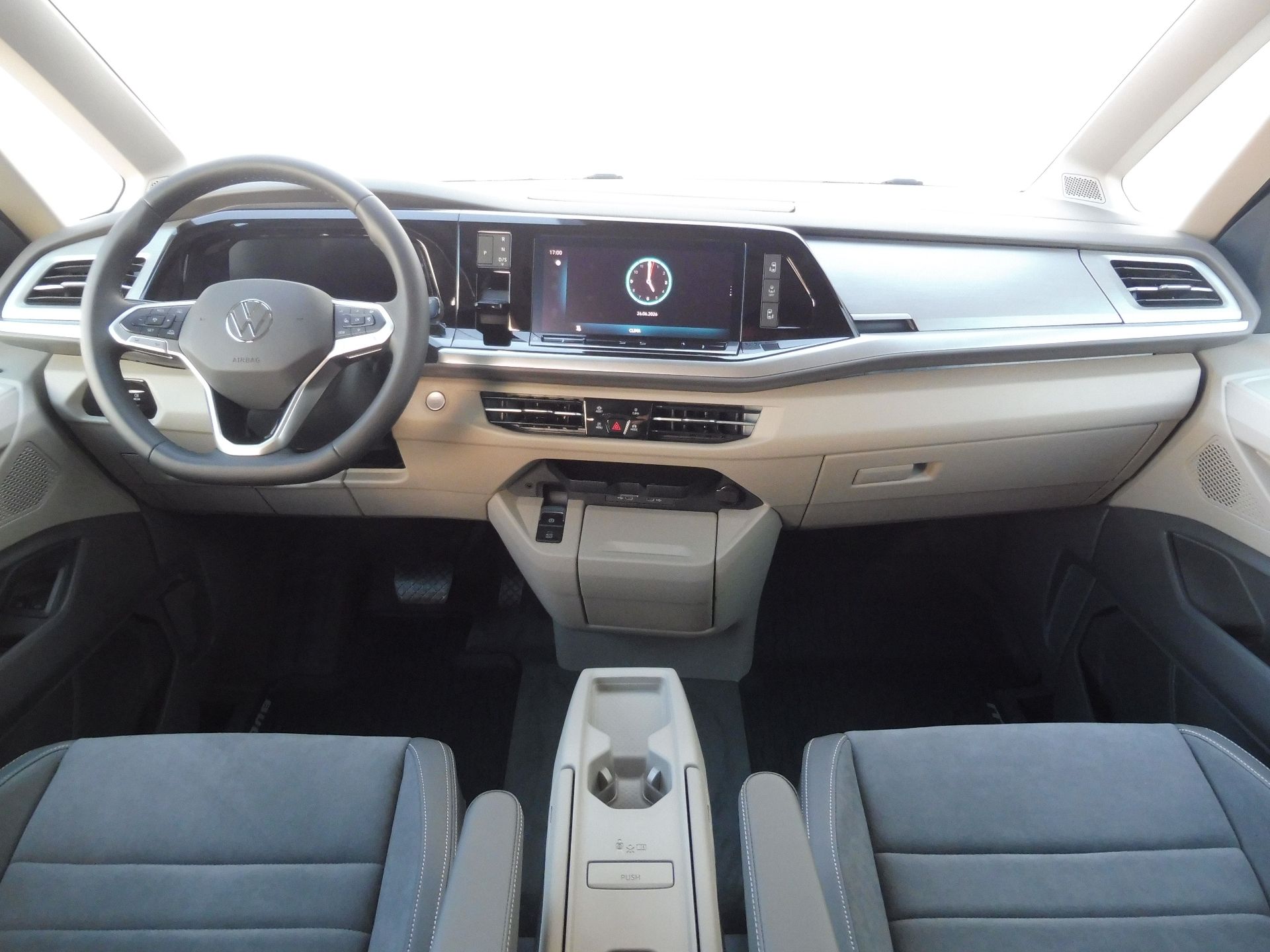 Volkswagen Multivan, Long Life 1,5 TSI PHEV 180kW D - fotka 5