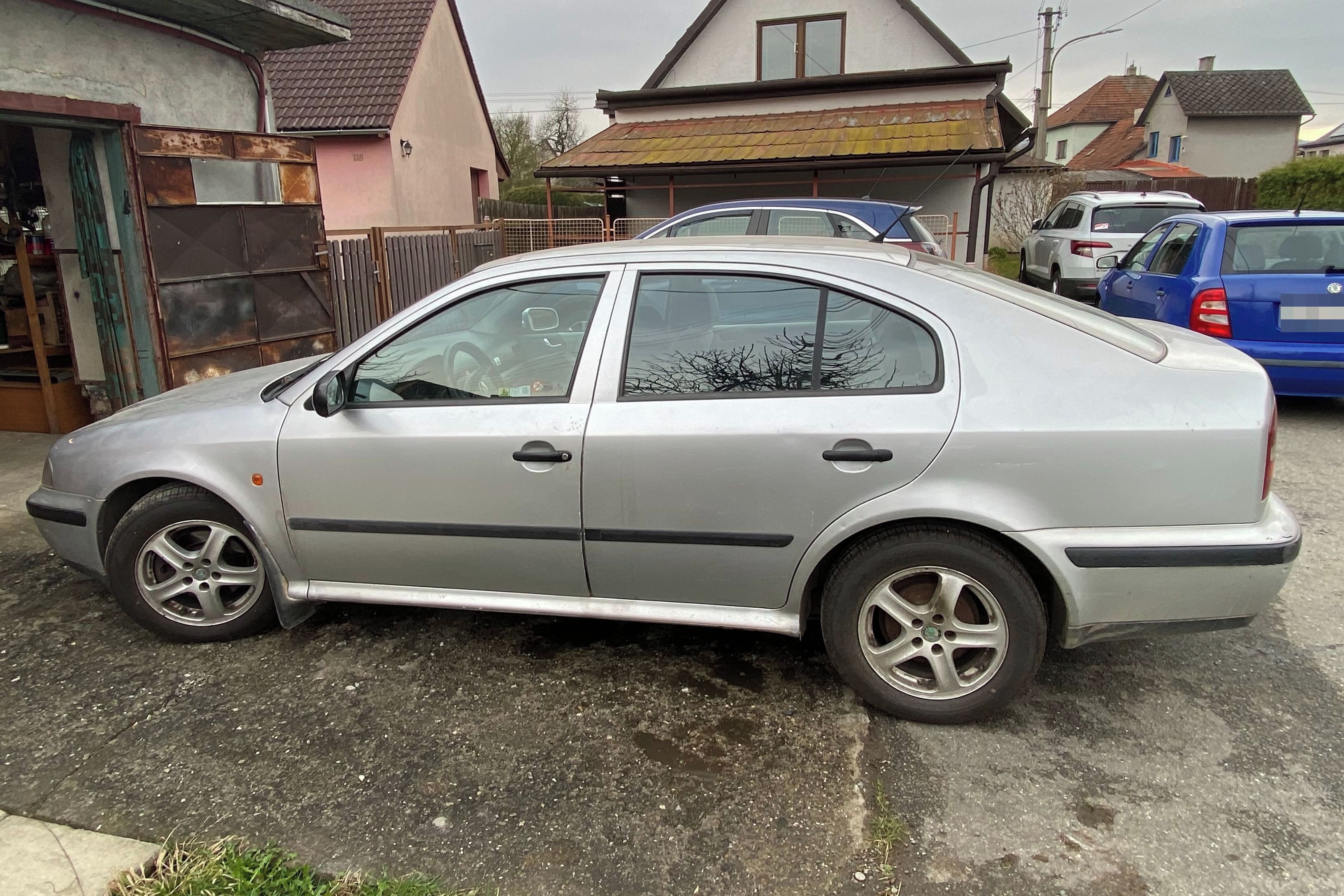 Škoda Octavia - fotka 4