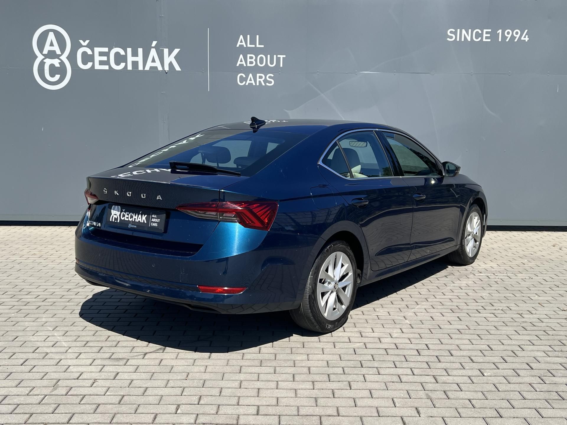 Škoda Octavia, STYLE 2,0 TDi 85kW DSG - fotka 5