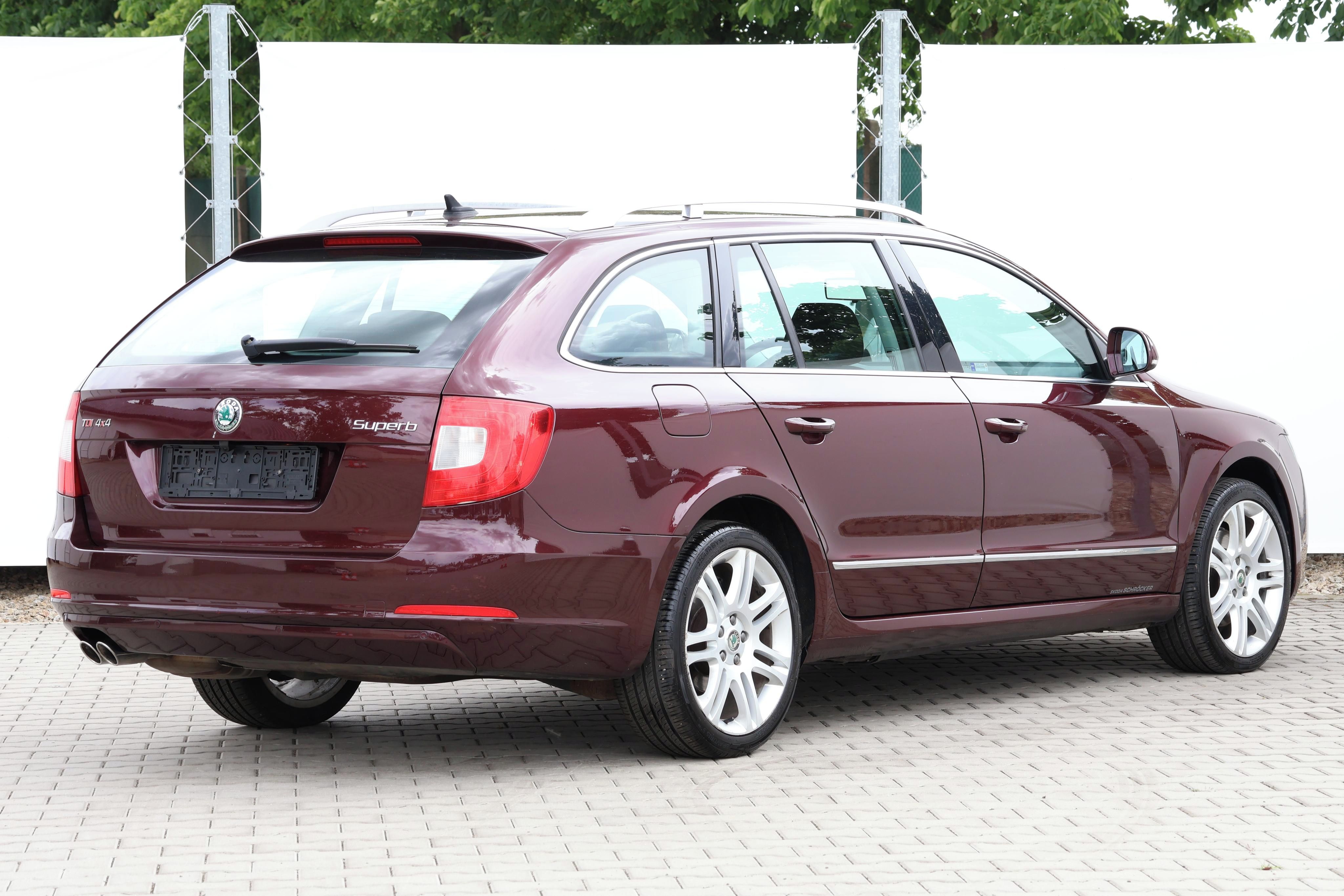 Škoda Superb, 2.0TDI*125kW*4x4*ČR*NAVI*XENON - fotka 6