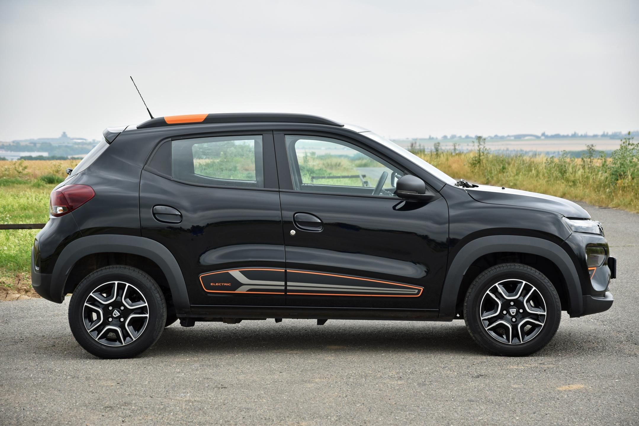 Dacia Spring, ELECTRIC 45 (27kWh),NAVI,KŮŽE - fotka 5