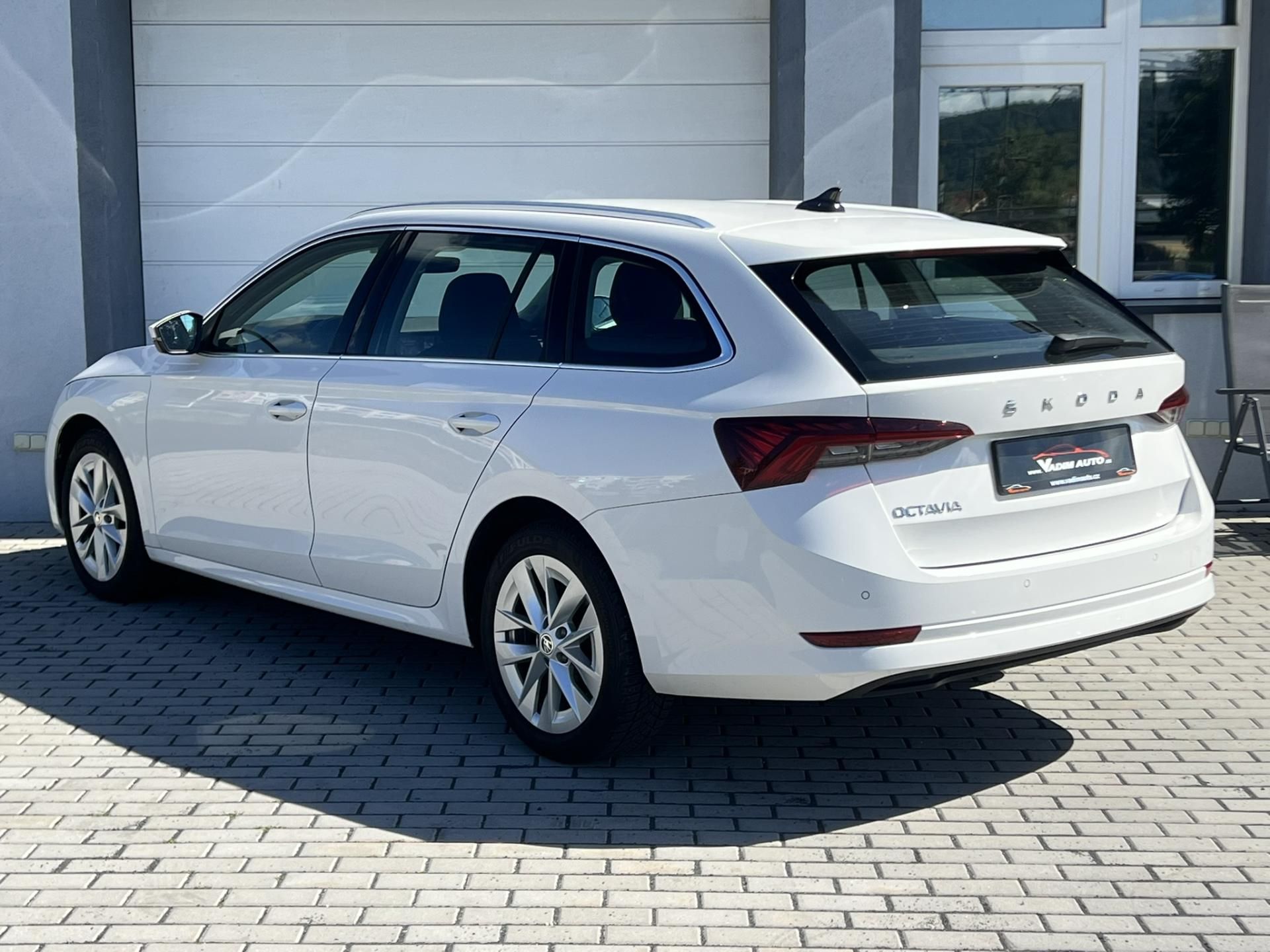 Škoda Octavia, 1.5TSI 110kW DSG STYLE ČR NOVÉ - fotka 3
