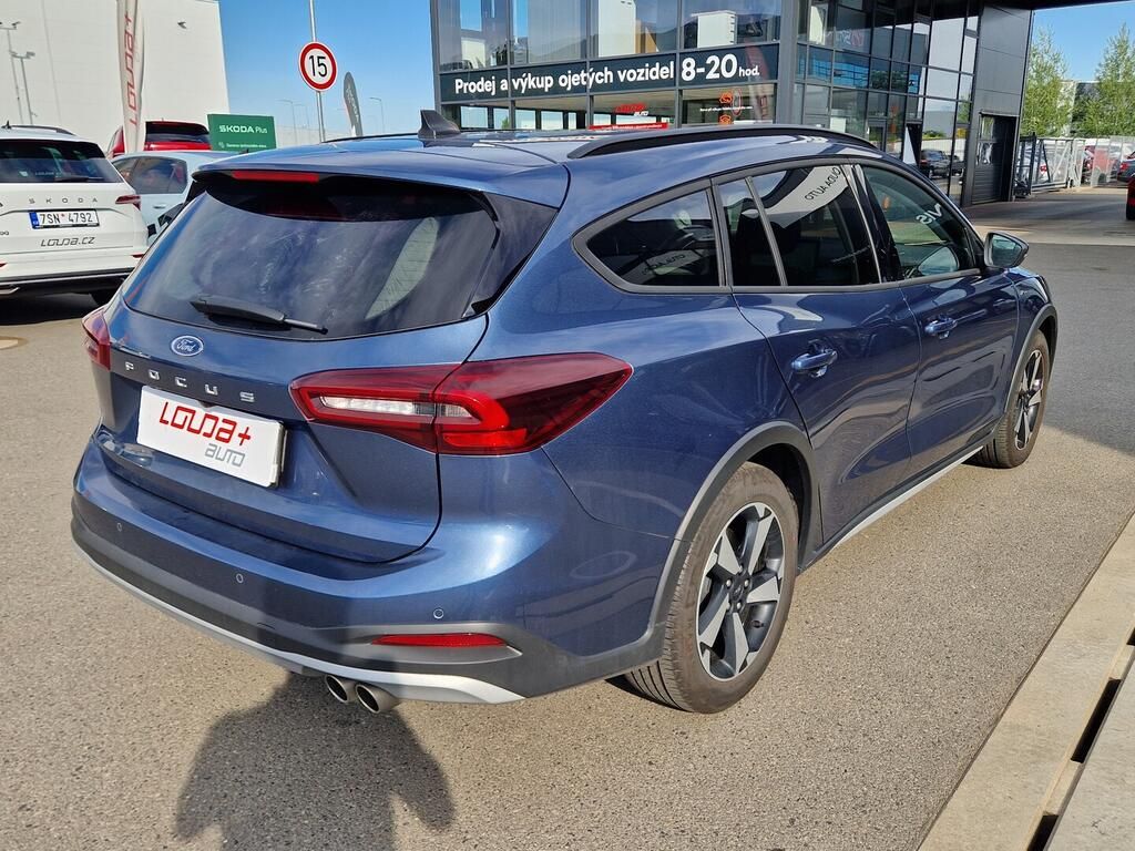 Ford Focus, Active 1.0 EcoBoost 114 kW - fotka 2