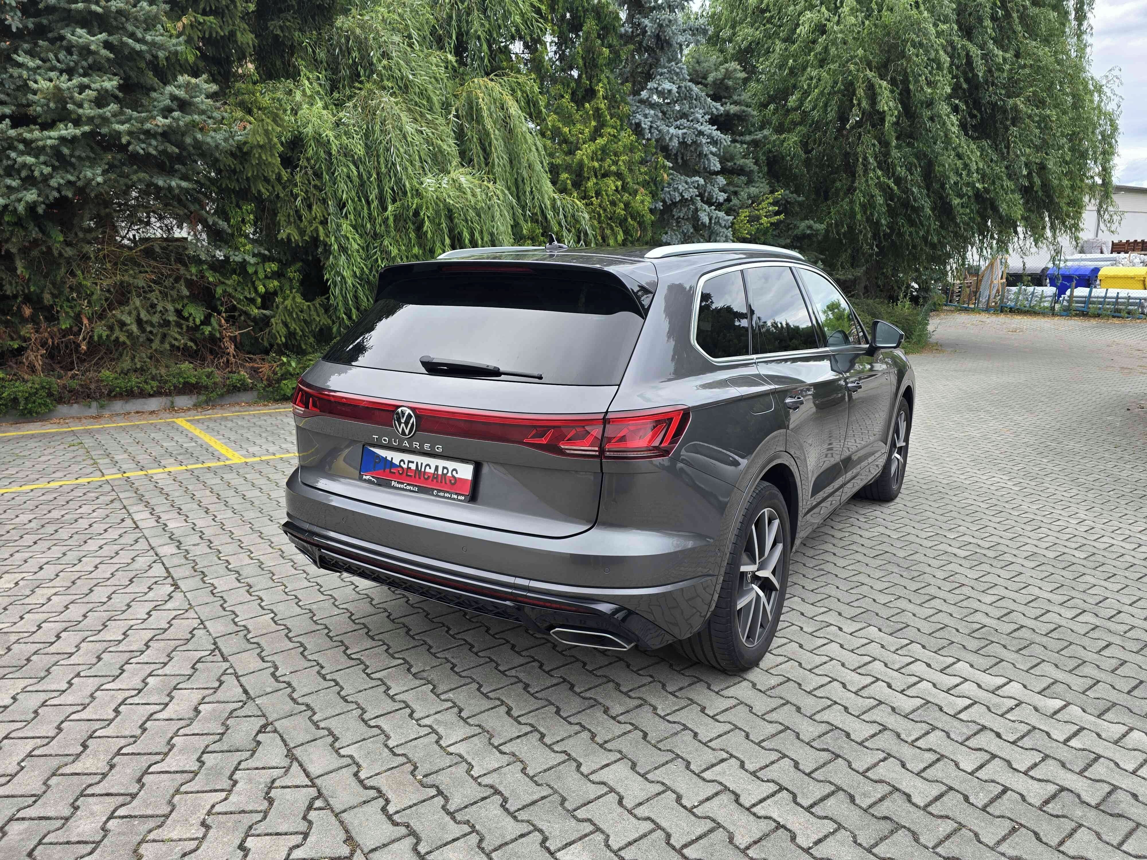 Volkswagen Touareg, 210 kW R-line FACELIFT - fotka 5