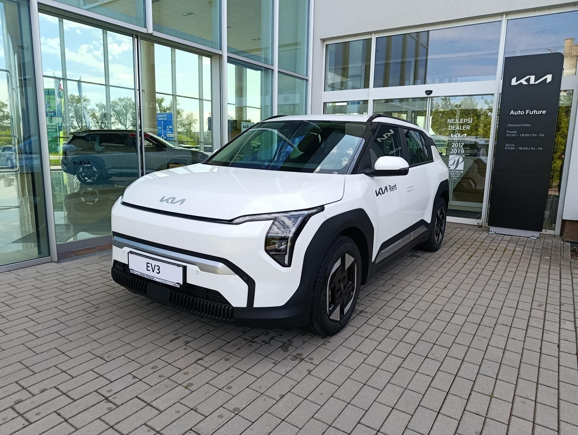 Kia EV3, SV1 4x2 AIR 150 KW + 58,3 KWH