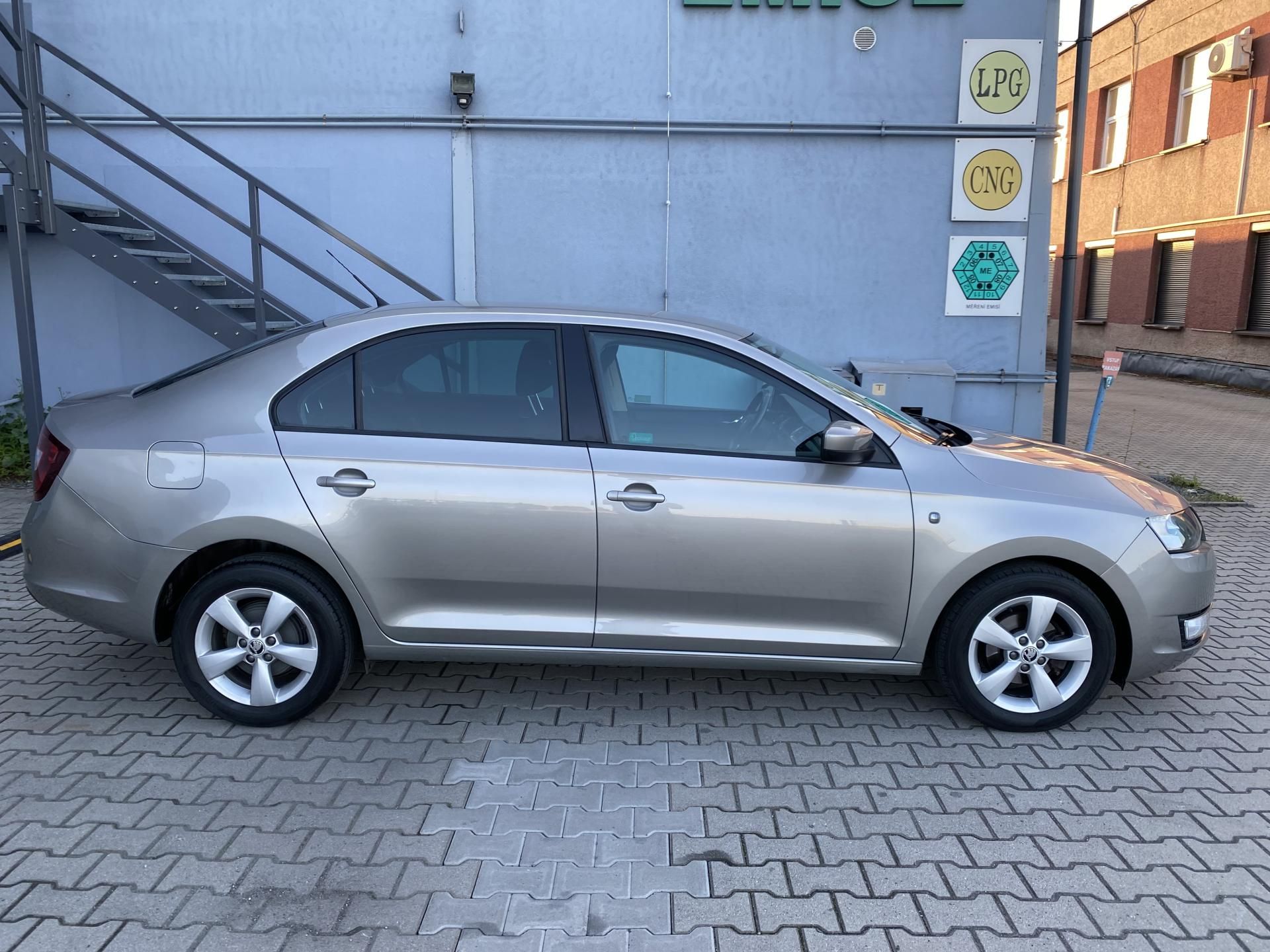 Škoda Rapid, 1,2TSi 63kw AMBITION - fotka 4