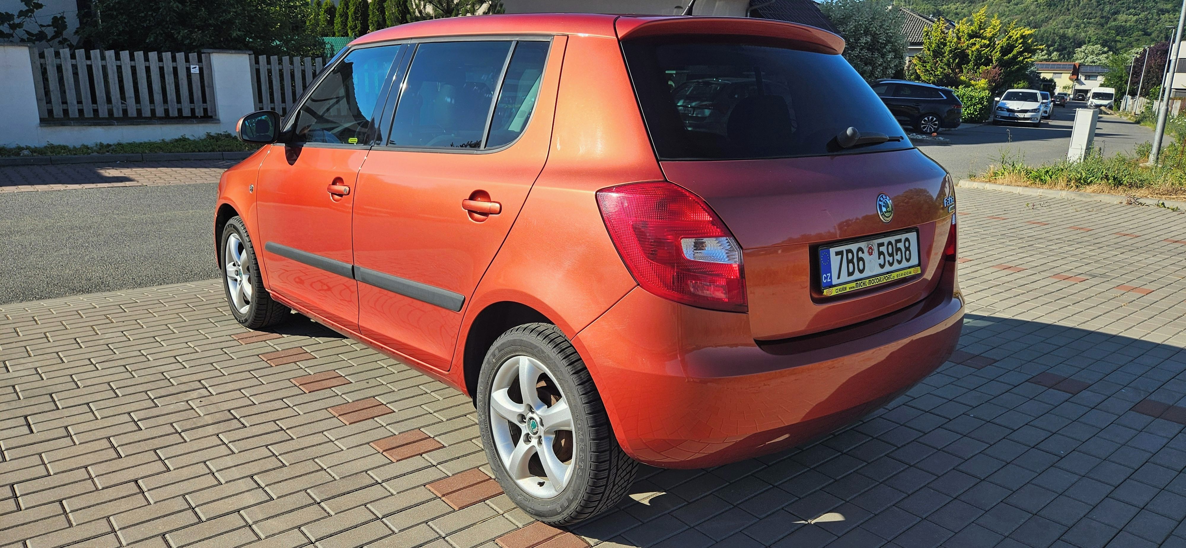 Škoda Fabia, 1.2 HTP,  pouze 96 124 km - fotka 3