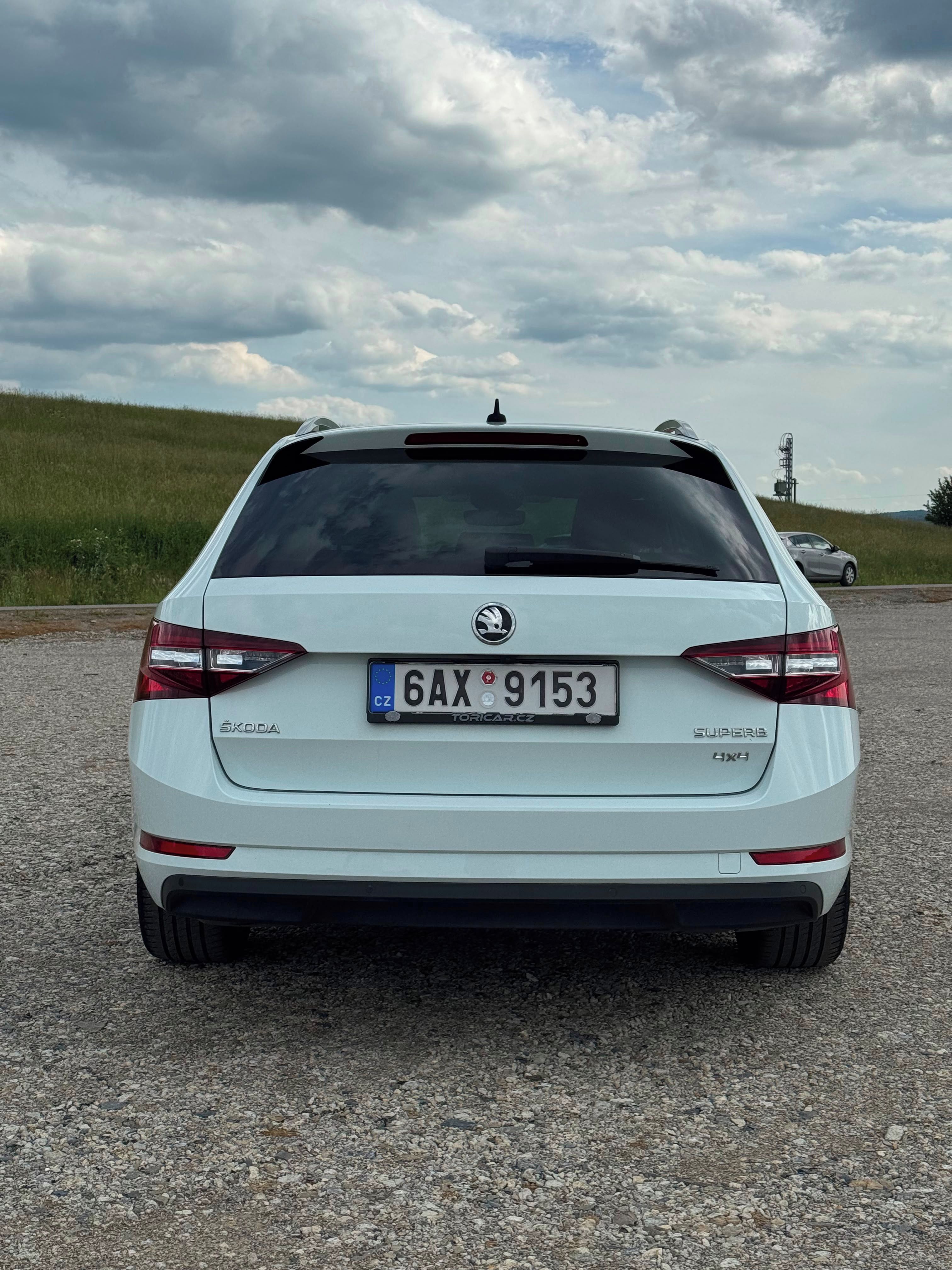 Škoda Superb, Škoda Superb 3, 4x4 - fotka 6