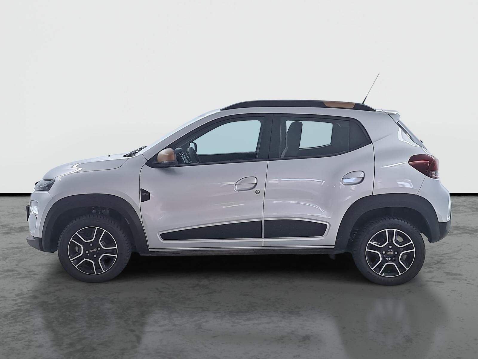 Dacia Spring, Electric 65 (27 kWh), SoH 94% - fotka 3