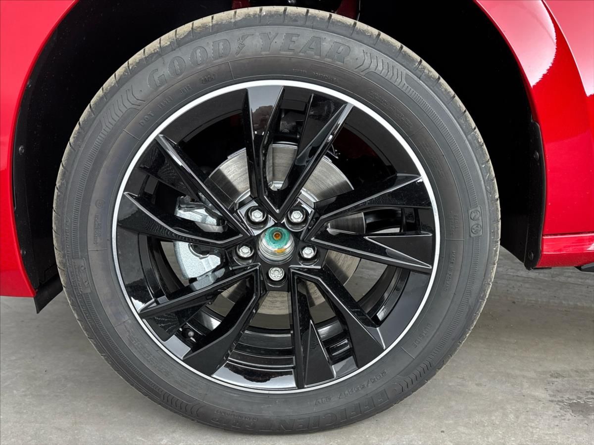 Škoda Kamiq, 1,5 TSI Monte Carlo DSG - fotka 5