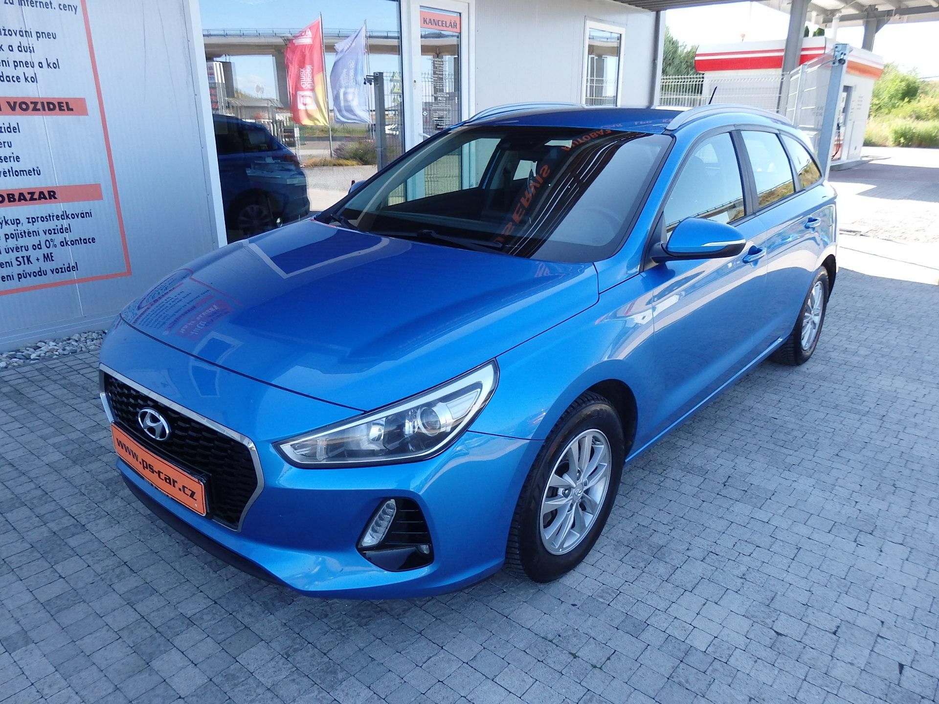 Hyundai i30, 1.6 CRDi 6x AIRBAG, KLIMA - fotka 2