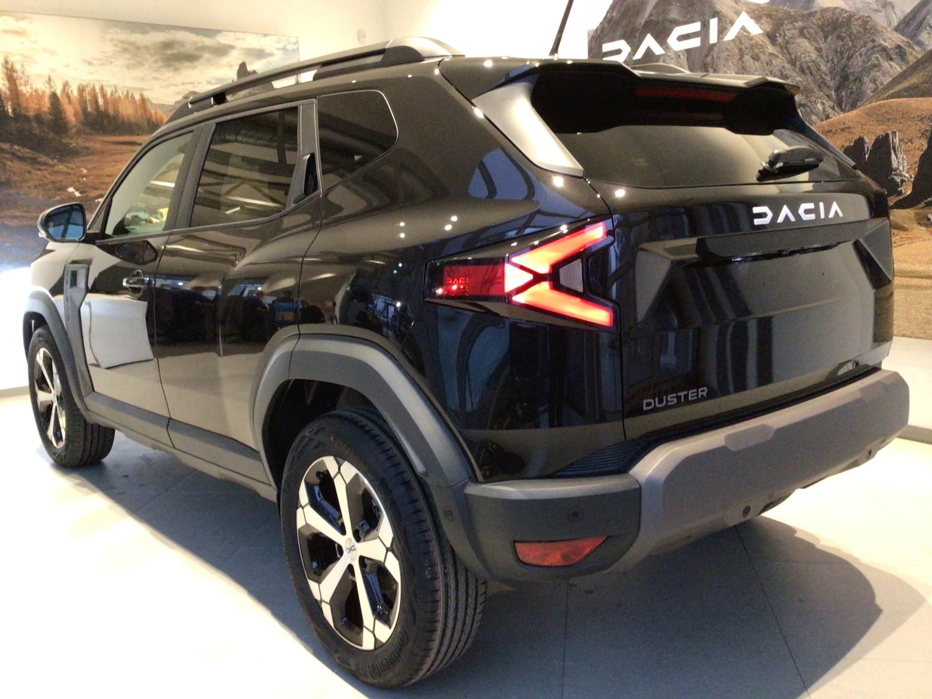 Dacia Duster, AUTOMAT LPG MAXIM. VÝBAVA HNED - fotka 5