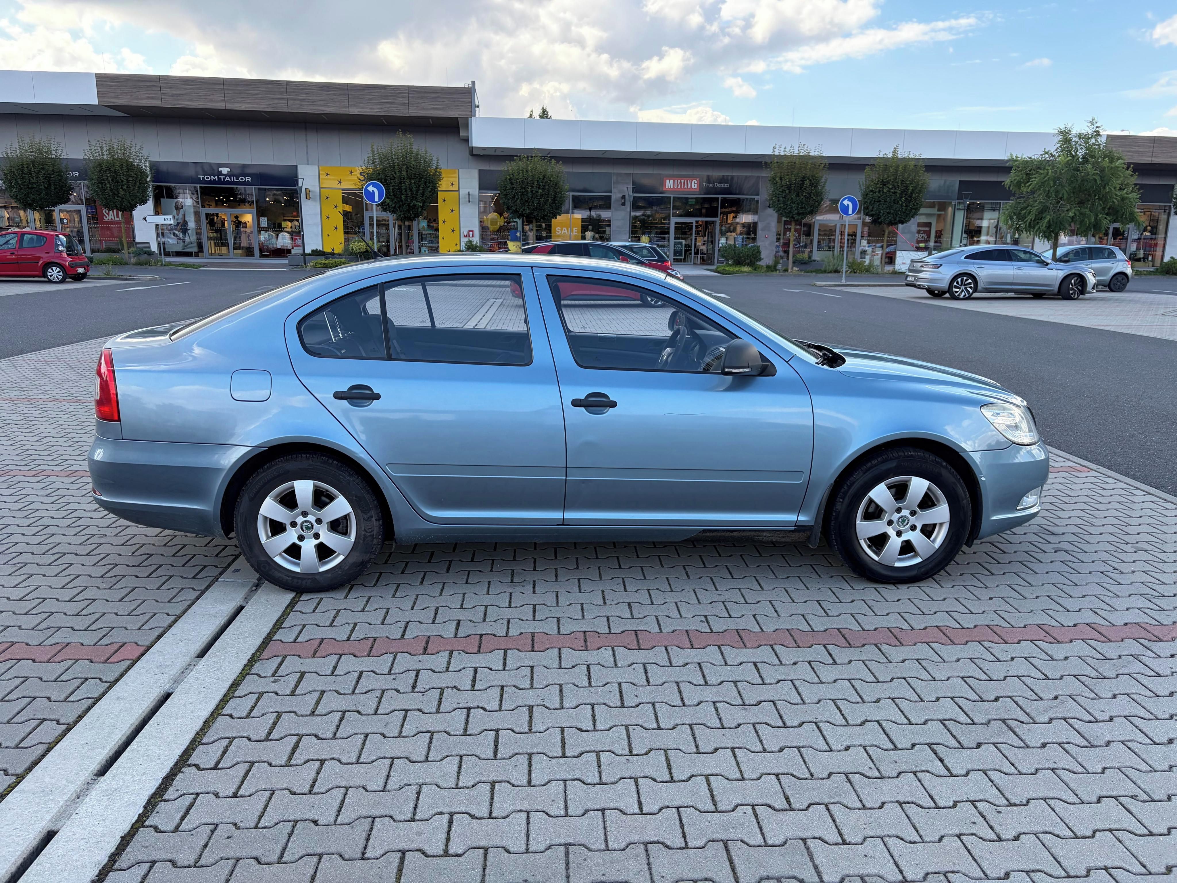Škoda Octavia, II 1.9 TDi 77kw ČR klima TZ - fotka 2