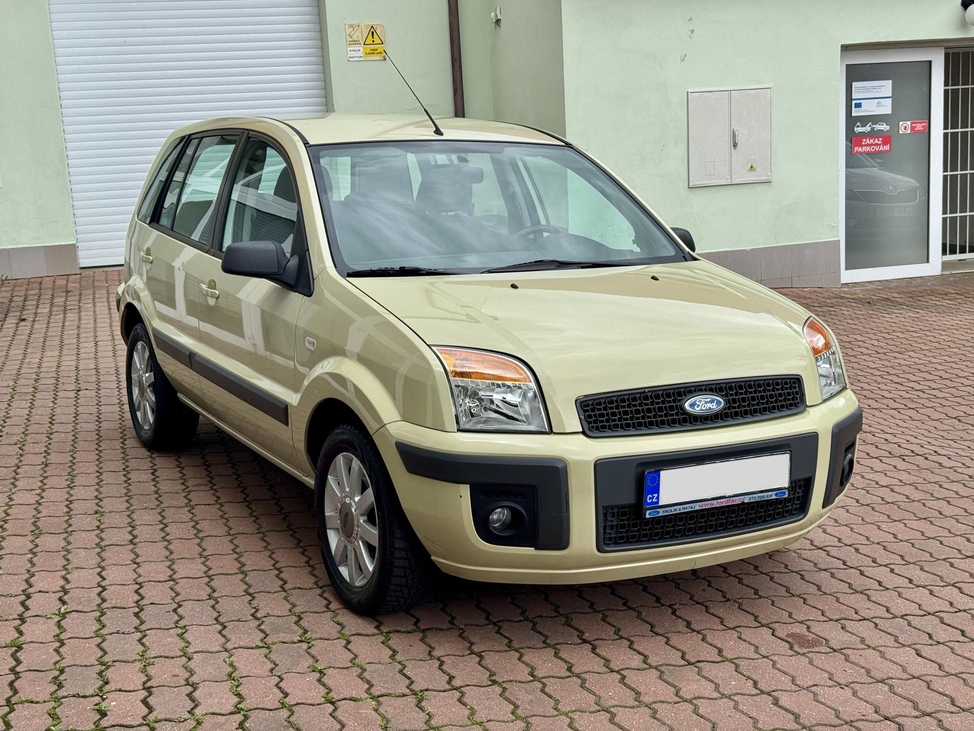 Ford Fusion, 1.4i 59kW - fotka 4