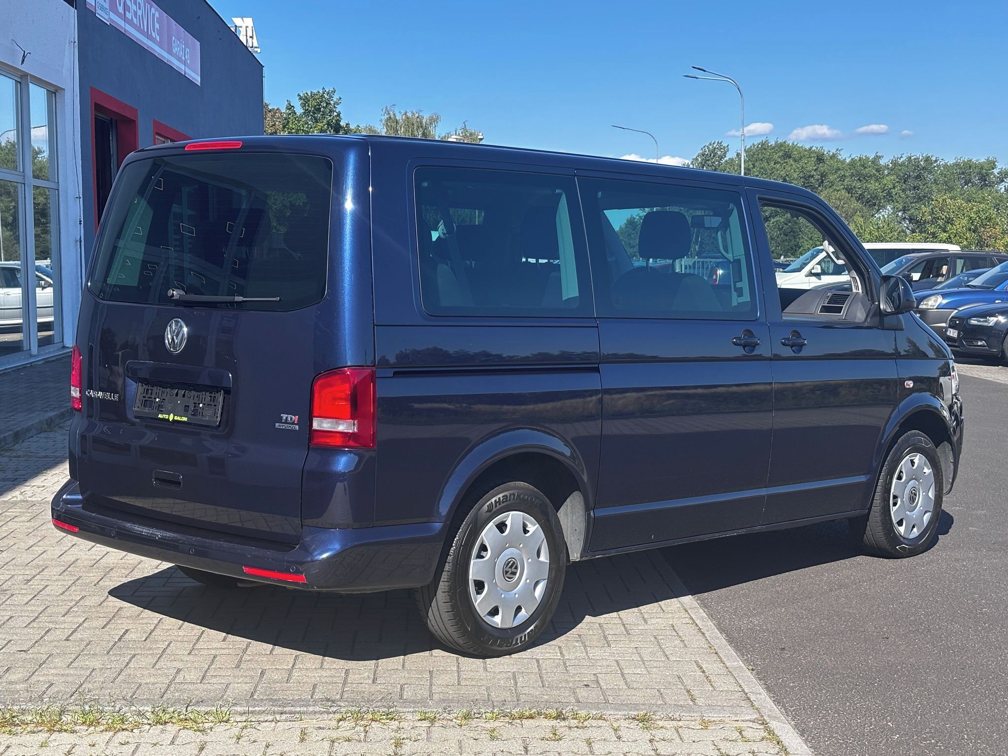 Volkswagen Caravelle, 110kW, 8 míst, LED, NAVI., 4X4 - fotka 5