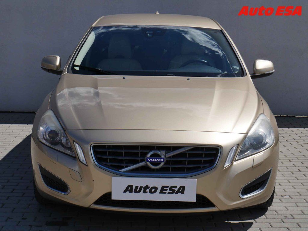 Volvo S60, 2.0T,ČR - fotka 2