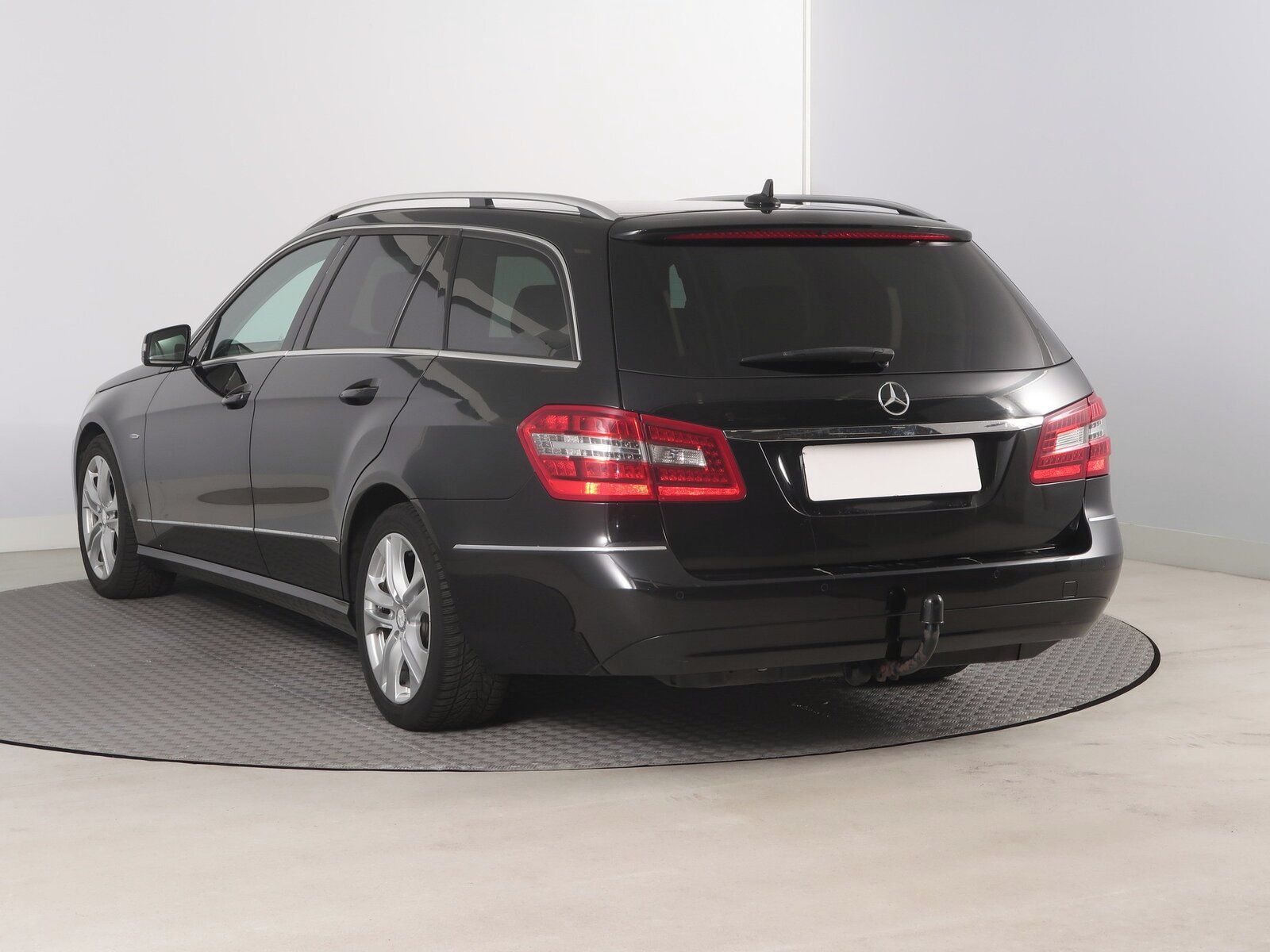 Mercedes-Benz Třídy E, 250 CDI, Automat, Navi - fotka 4