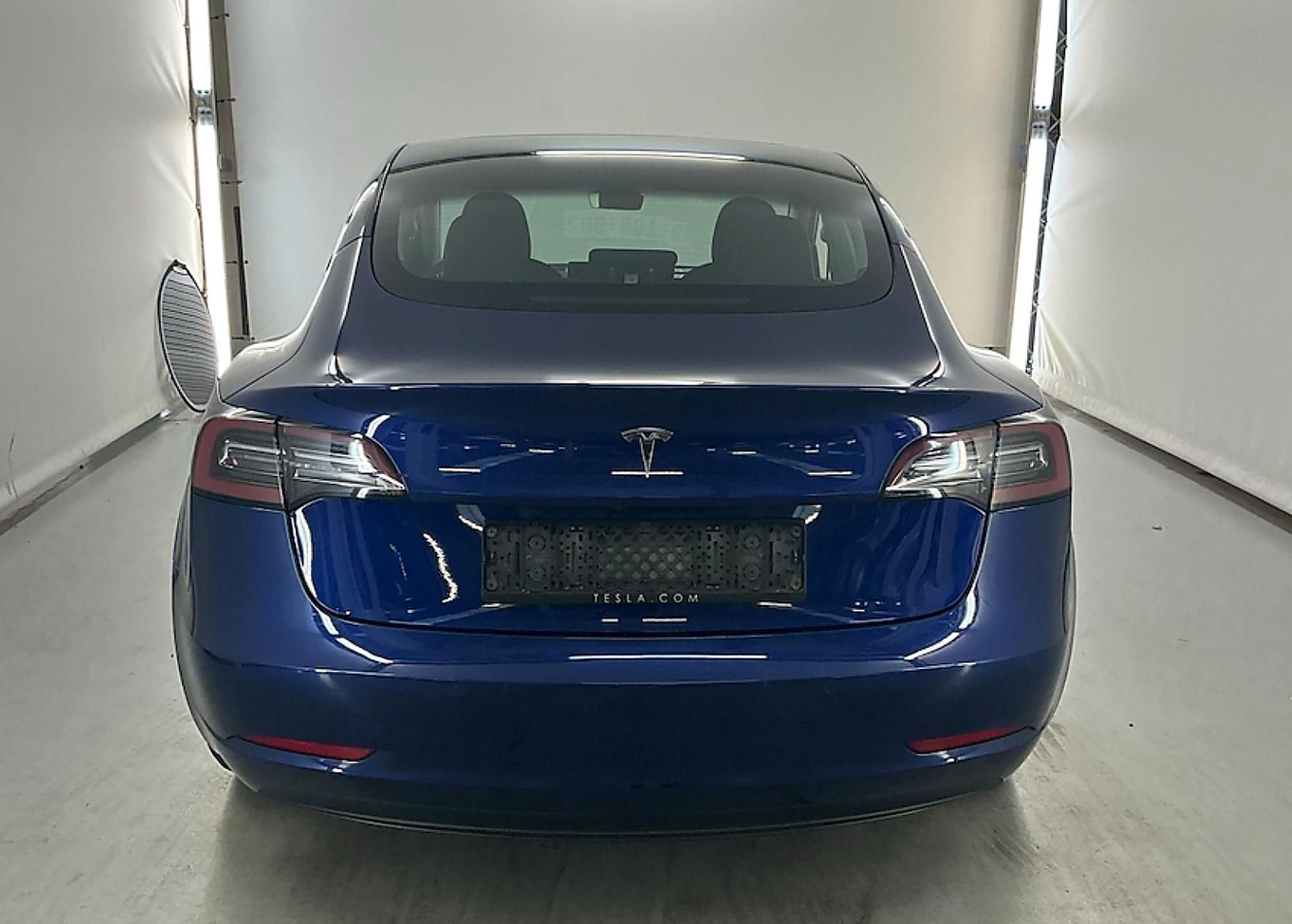 Tesla Model 3, Standard Range Plus LFP - fotka 4