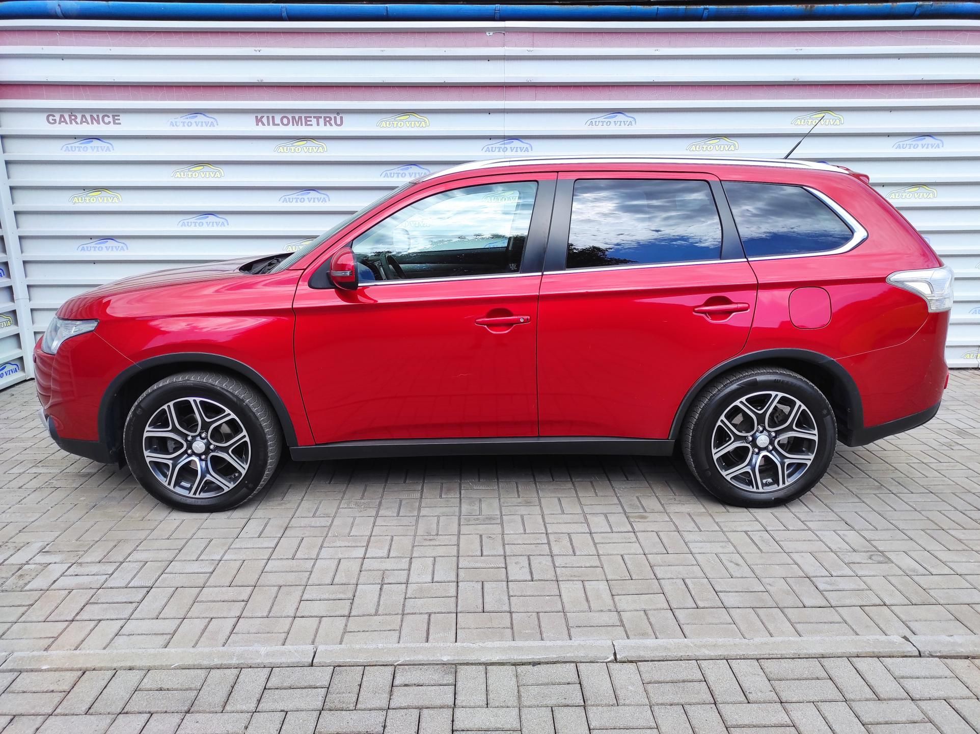 Mitsubishi Outlander, 2.2D 110kW 6 st. MAN 4X4 7Míst - fotka 6