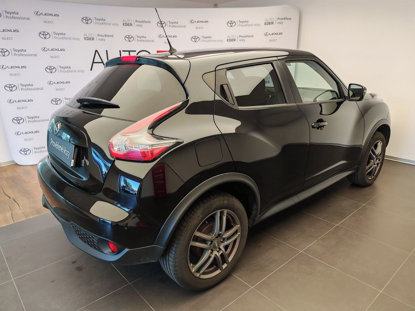 Nissan Juke, 1.6 Acenta Automat - fotka 4