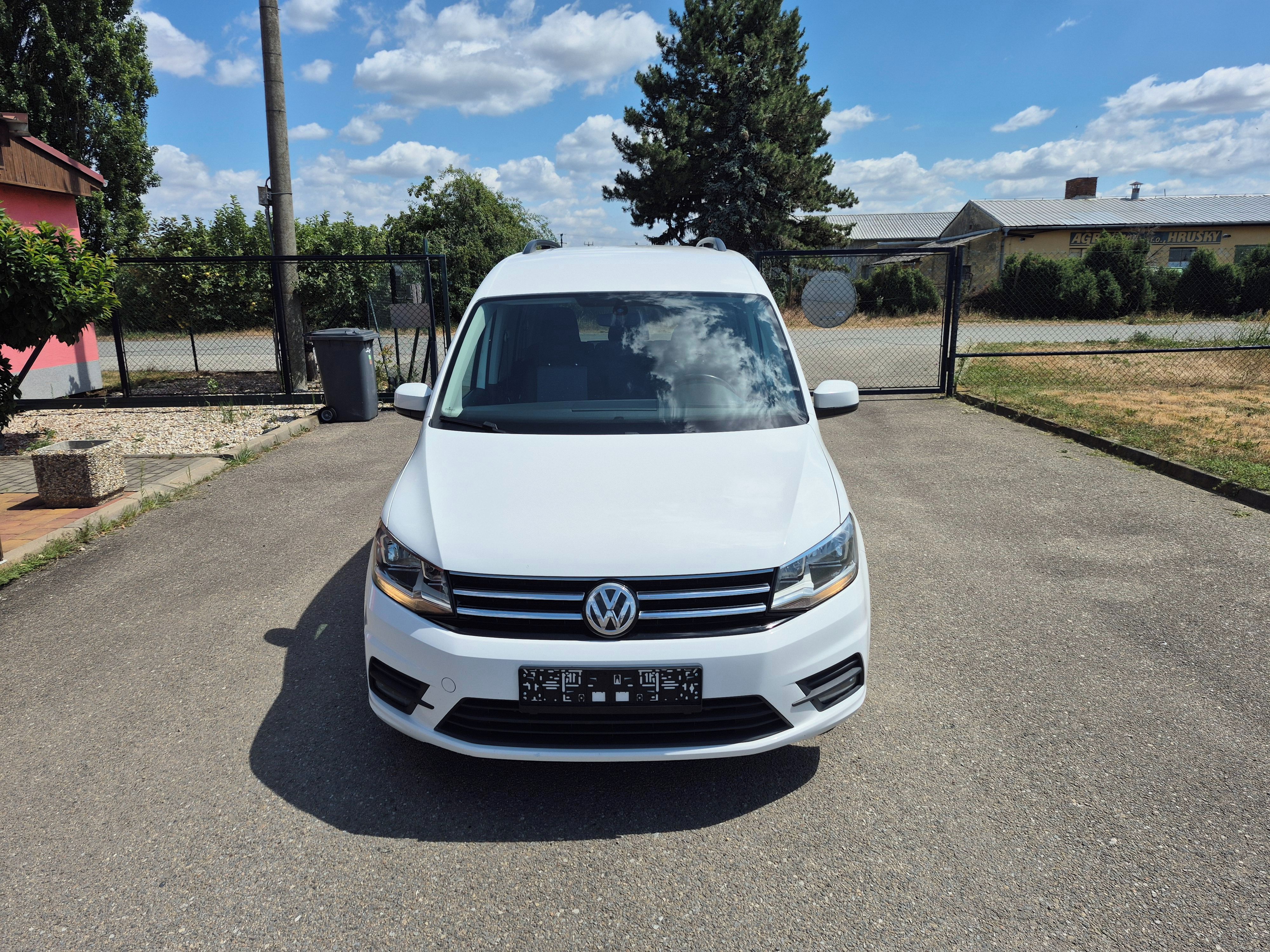 Volkswagen Caddy, 2,0TDI, 75kW, Automat, 1.maj - fotka 2