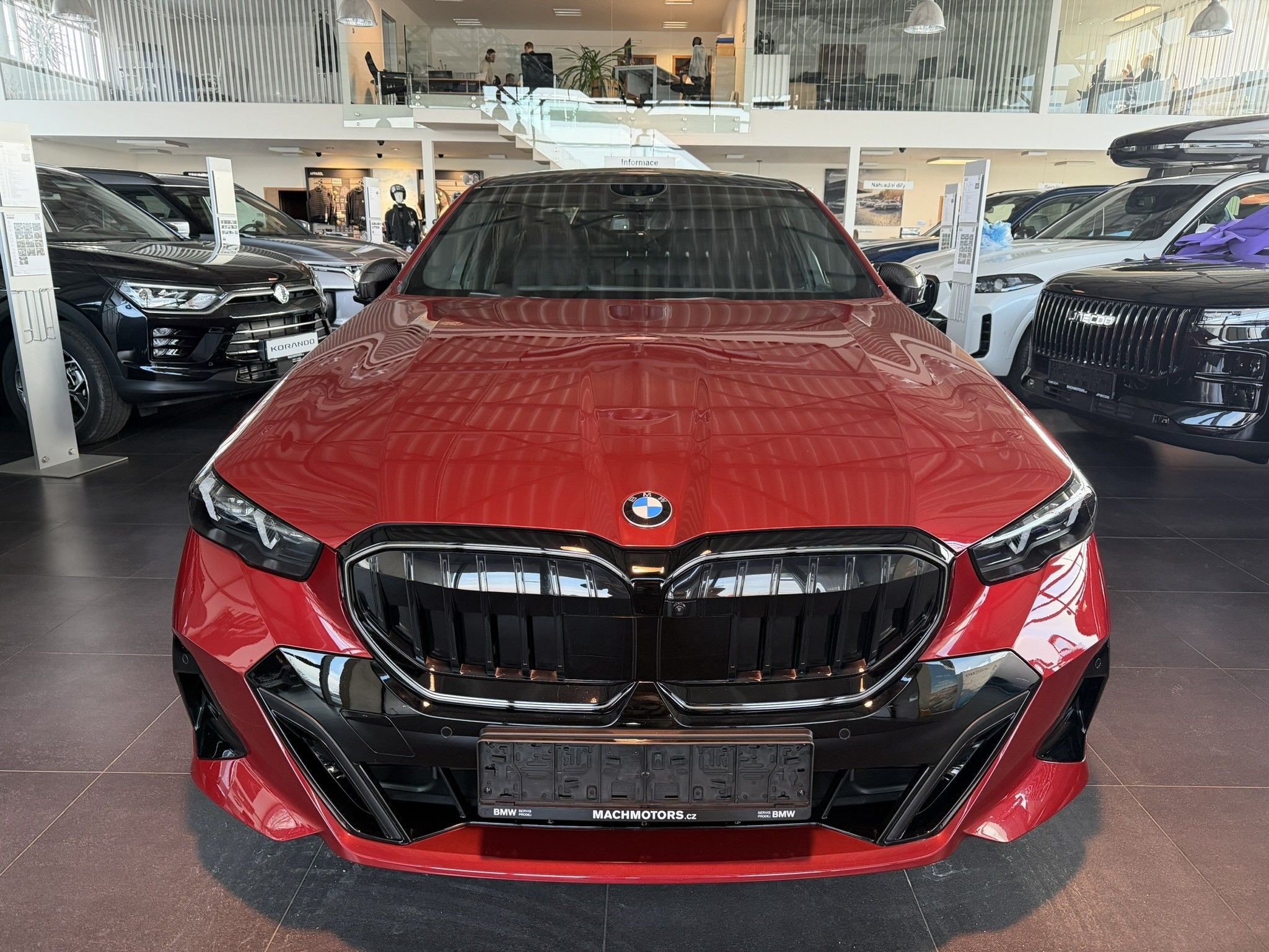 BMW Řada 5, BMW 540d xDrive 08/2025 TOP - fotka 2
