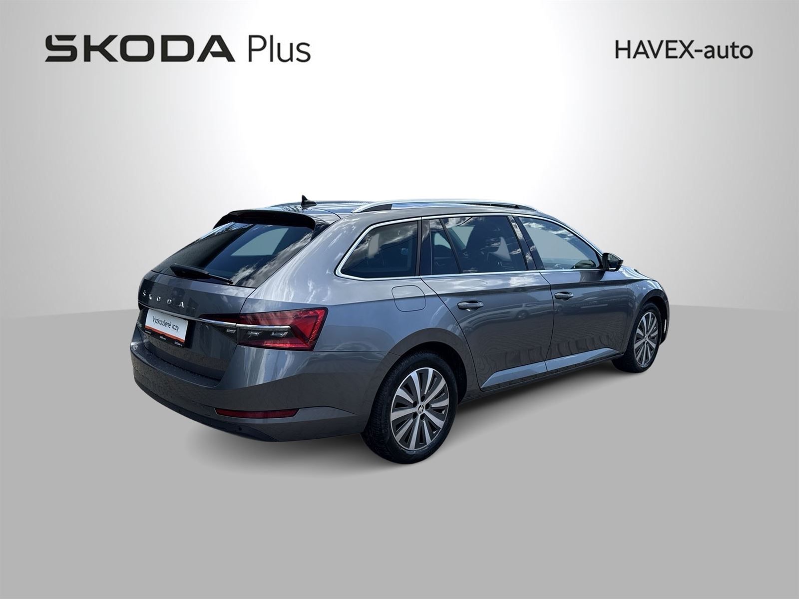 Škoda Superb, Combi 2.0 TDI DSG Style - fotka 2