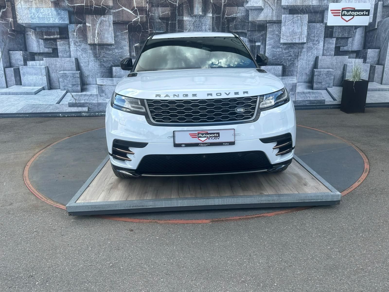 Land Rover Range Rover Velar, 3.0D300, 4X4, 221KW, RDYNAMIC - fotka 2