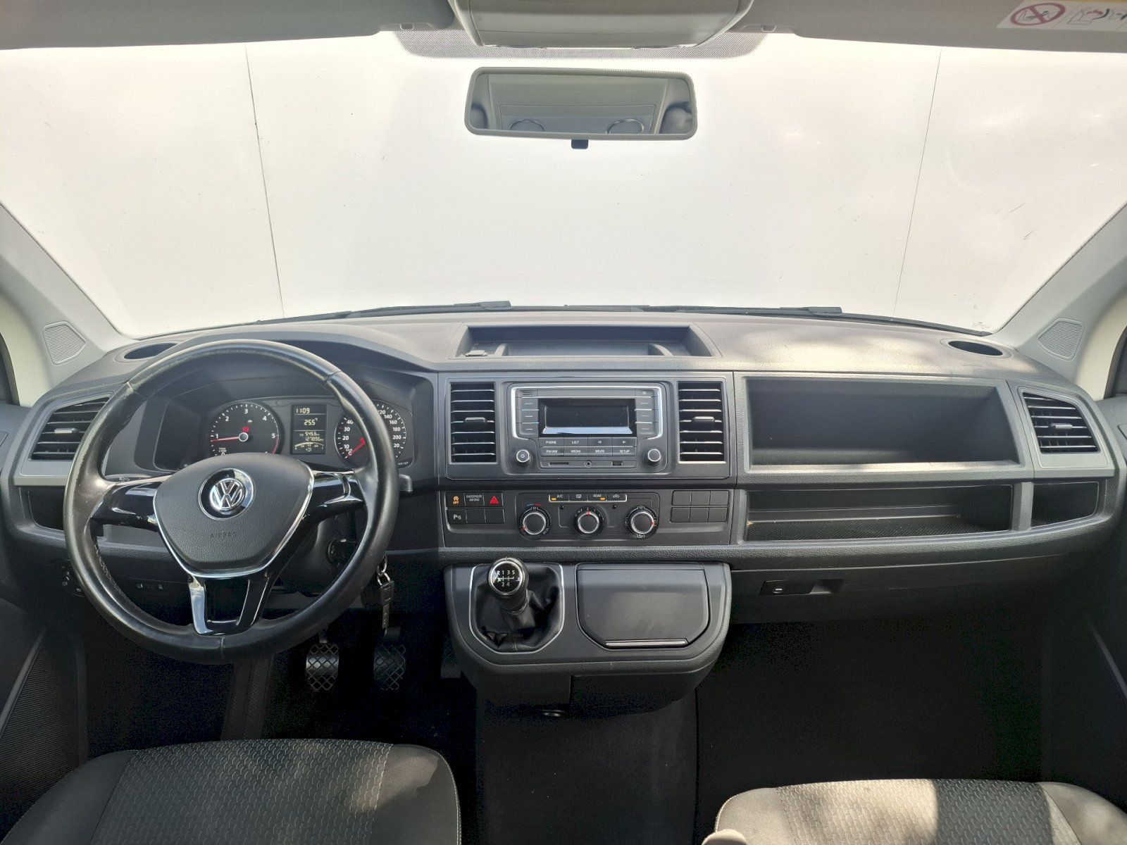 Volkswagen Multivan, 2.0TDI 62kW Trendline - fotka 5