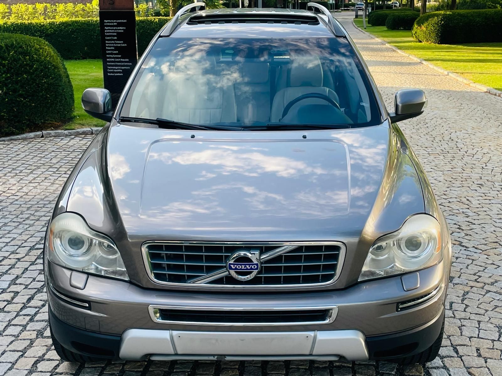 Volvo XC90, 2.4 D5 4x4 AUT SERVISKA TAŽNÉ - fotka 5