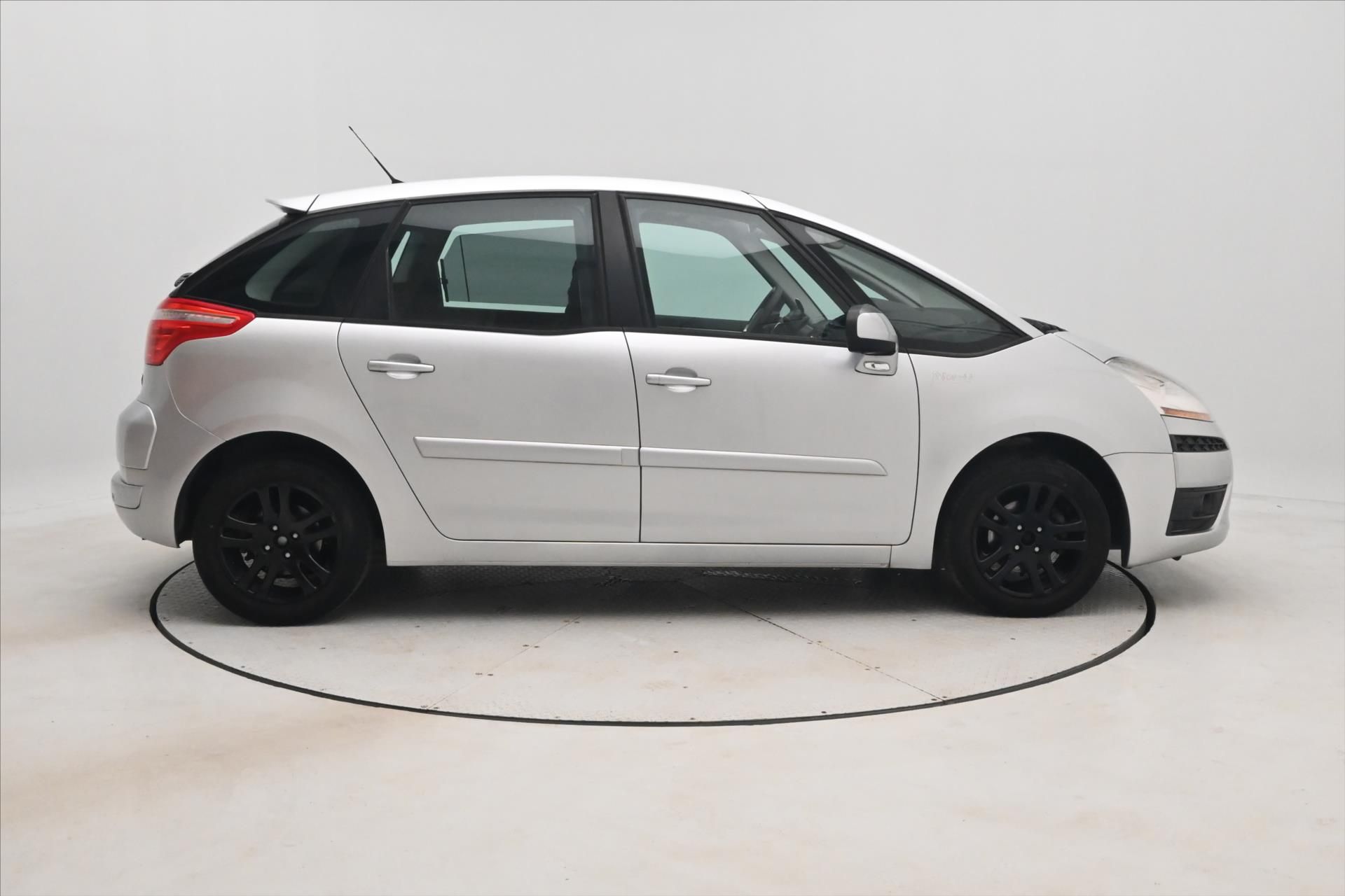 Citroën C4 Picasso, 1,6 HDi 80kW KLIMA Tažné - fotka 4