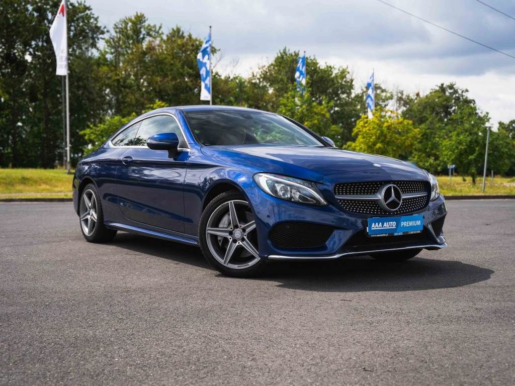 Mercedes-Benz Třídy C, 300, Automat, Kůže, Navi