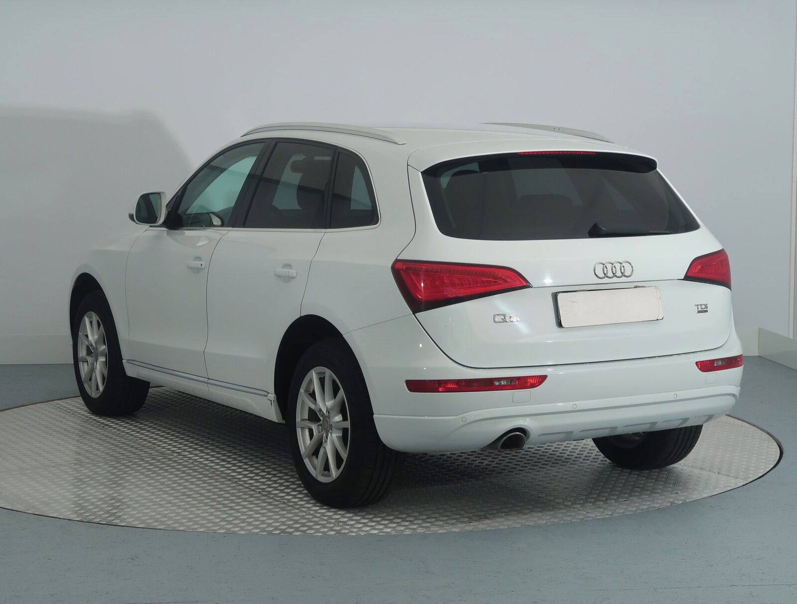 Audi Q5, 2.0 TDI, 4X4, Automat - fotka 4
