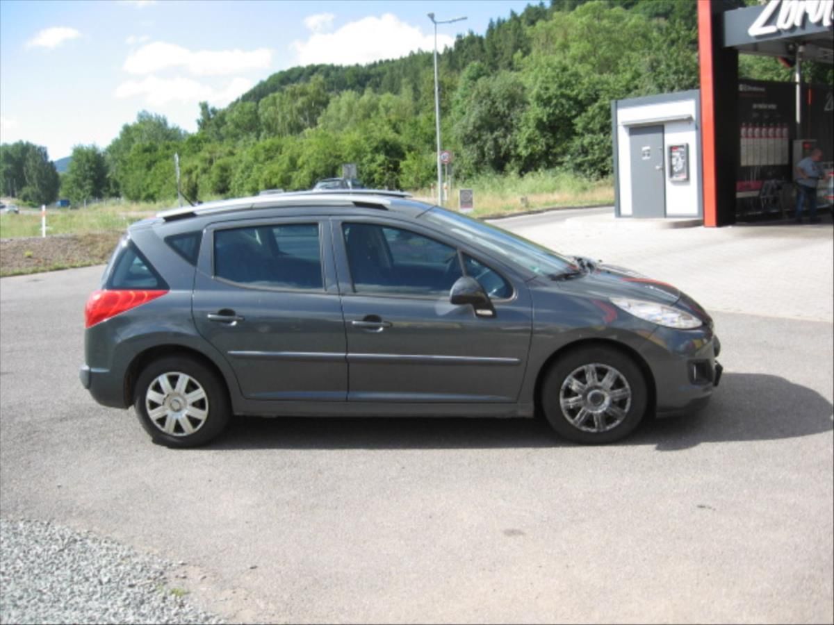 Peugeot 207, 1,4   SW - fotka 4