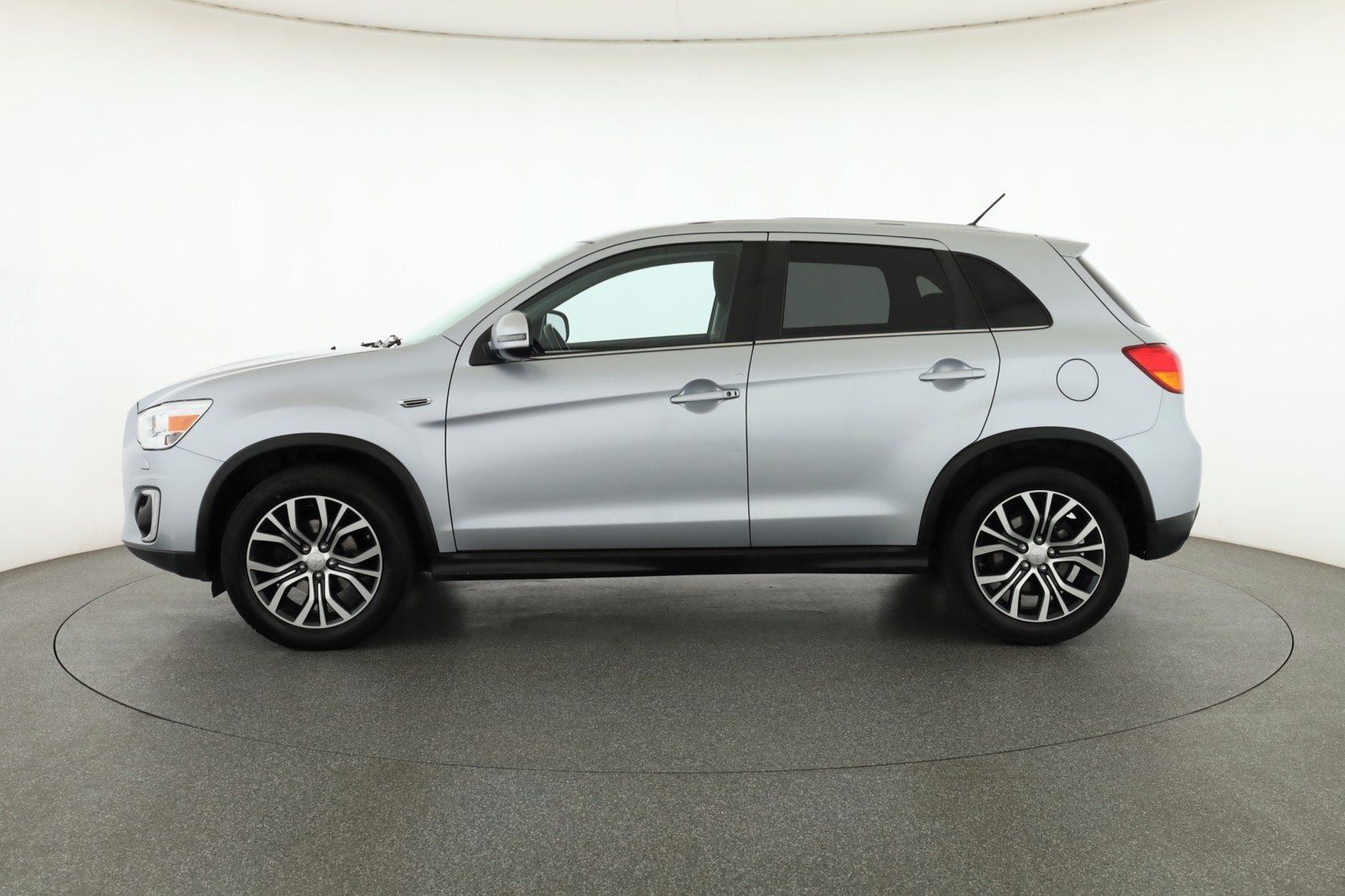 Mitsubishi ASX, 2.2 DI-D, 4X4, Automat - fotka 3