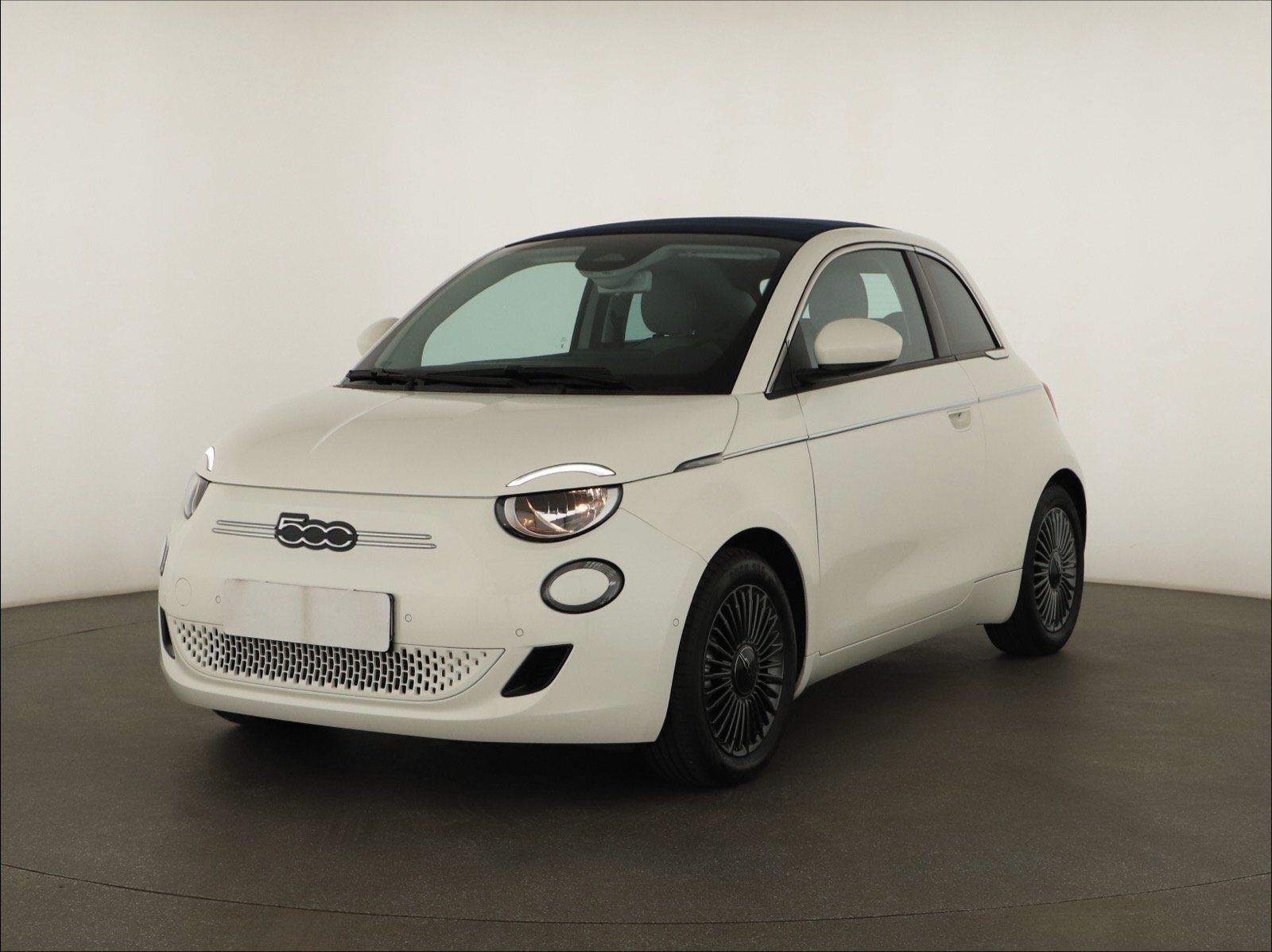 Fiat 500E, 42 kWh, SoH 100%, Automat - fotka 2