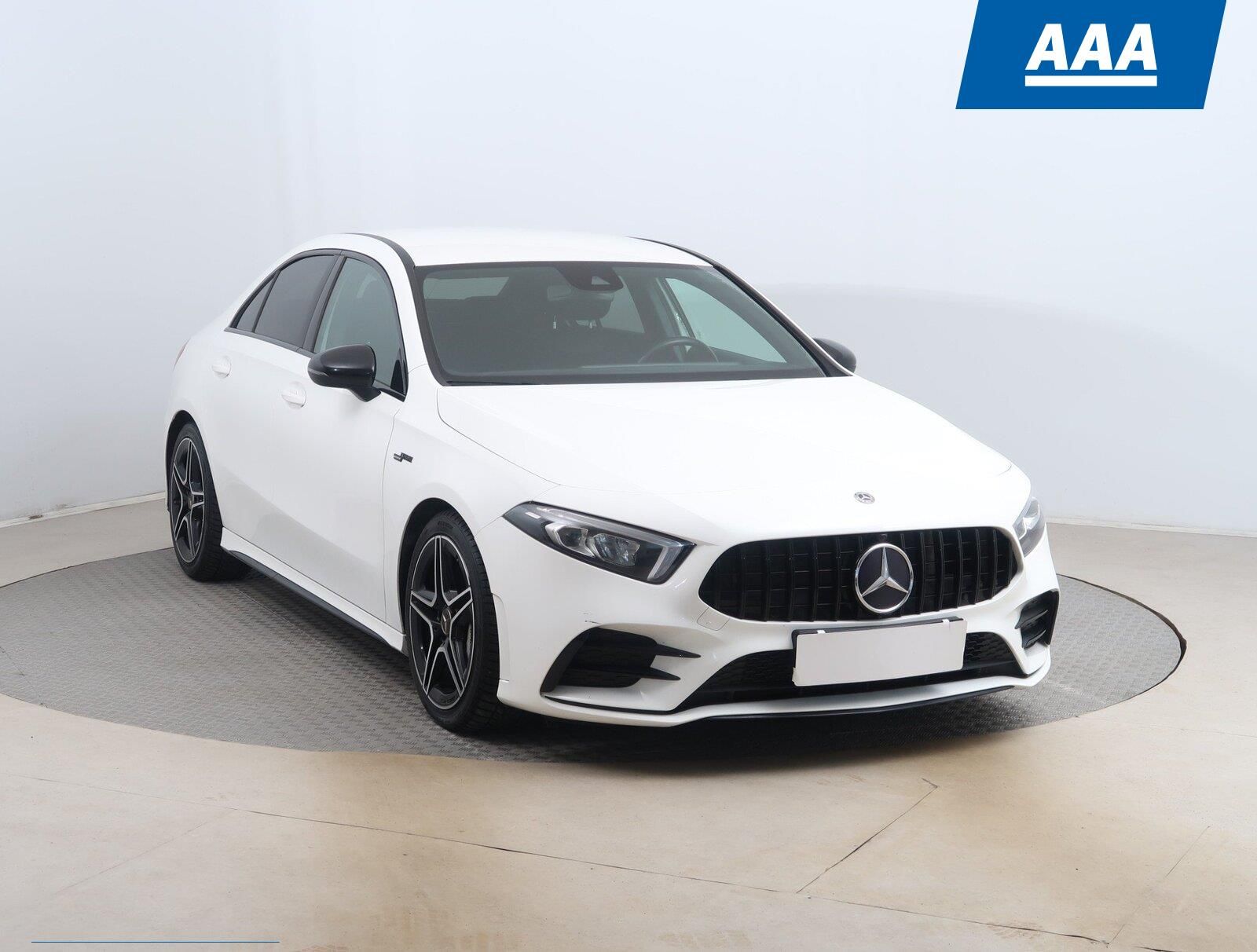 Mercedes-Benz Třídy A, 35 AMG 4MATIC, AMG line, 4X4