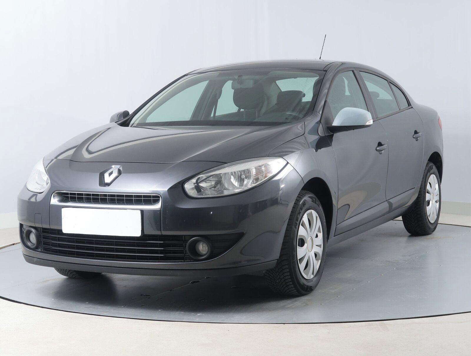 Renault Fluence, 1.6 16V, Klima, Tempomat - fotka 2