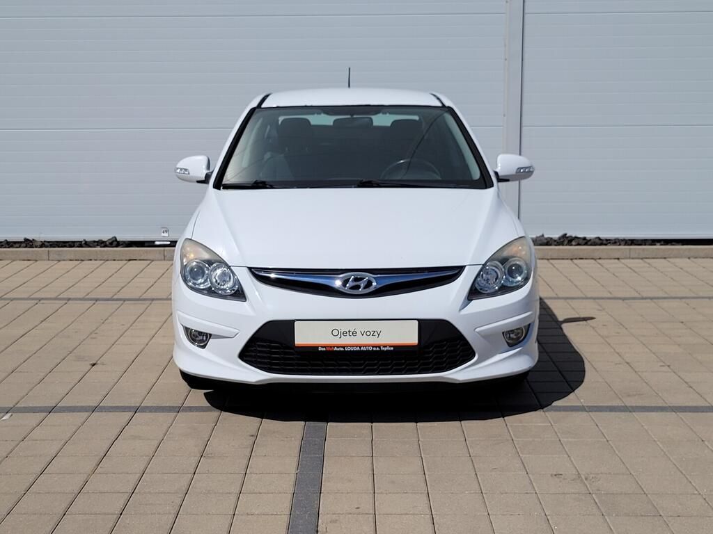 Hyundai i30, Trikolor 1.4 81 kW - fotka 2