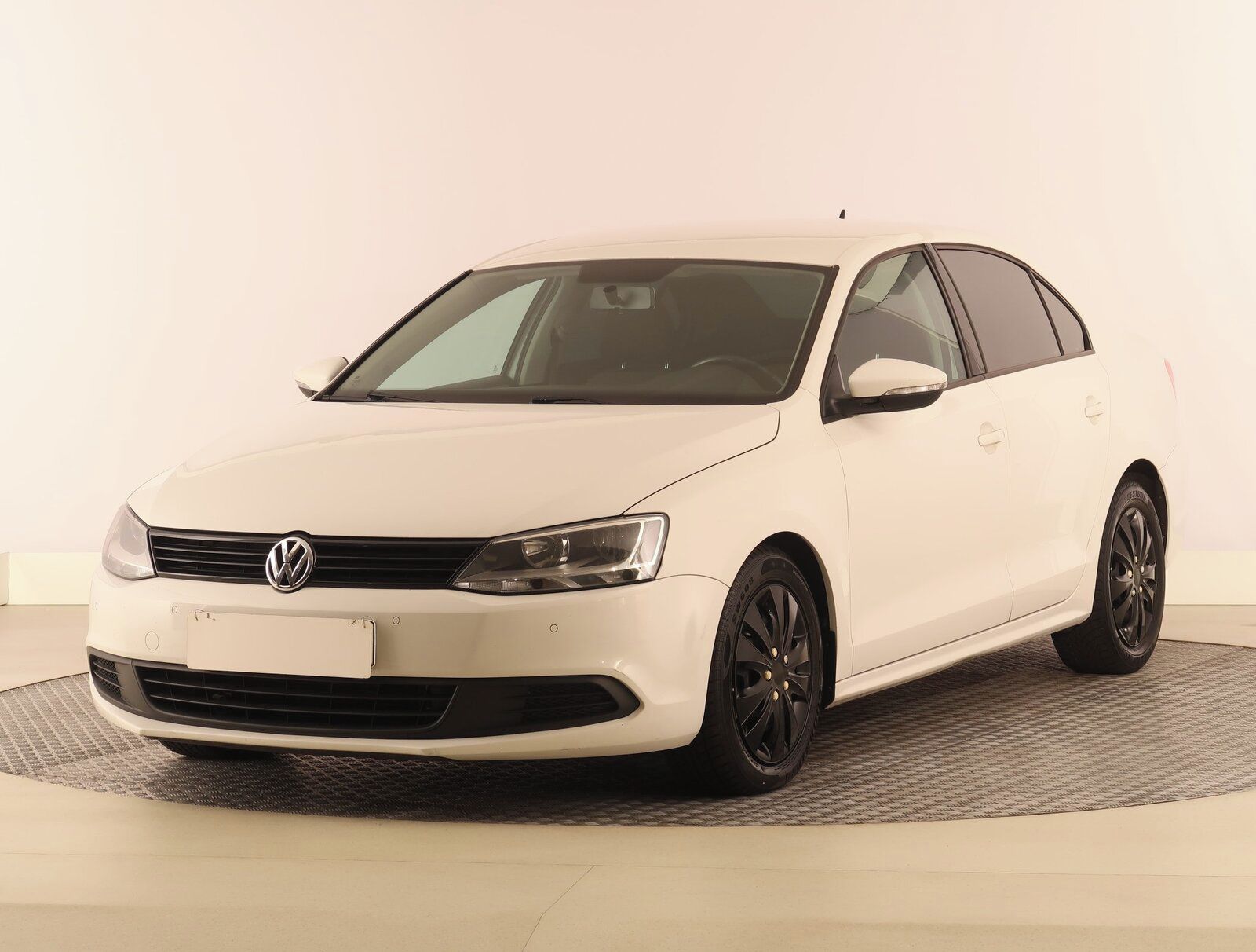 Volkswagen Jetta, 1.6 TDI, Automatická klima - fotka 2