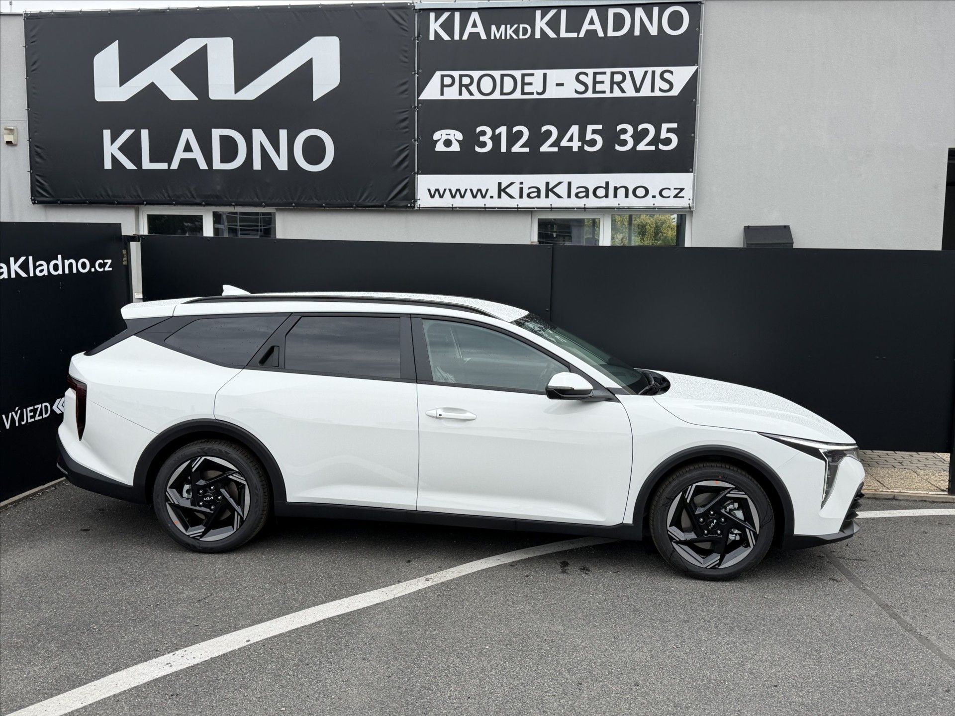 Kia K4, 1,0 T-GDi EXCLUSIVE 17"  SW - fotka 4