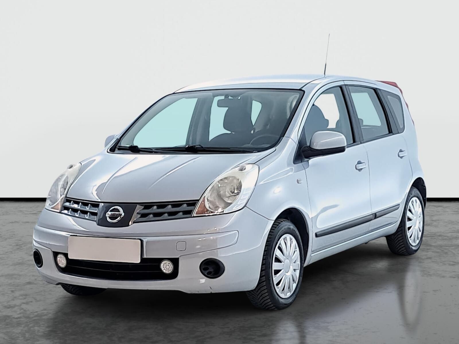 Nissan Note, 1.6, po STK, Tažné - fotka 2